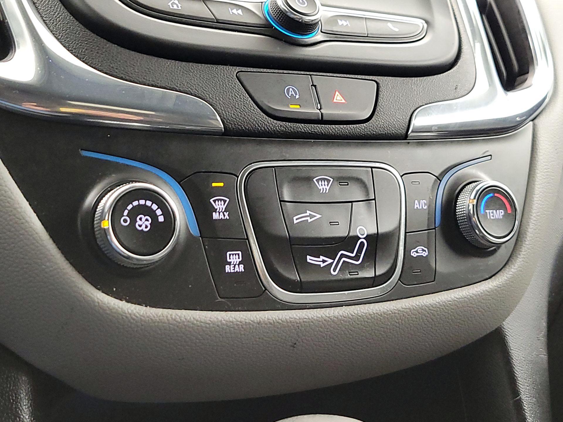 Thumbnail: 2023 Chevrolet Equinox - 16