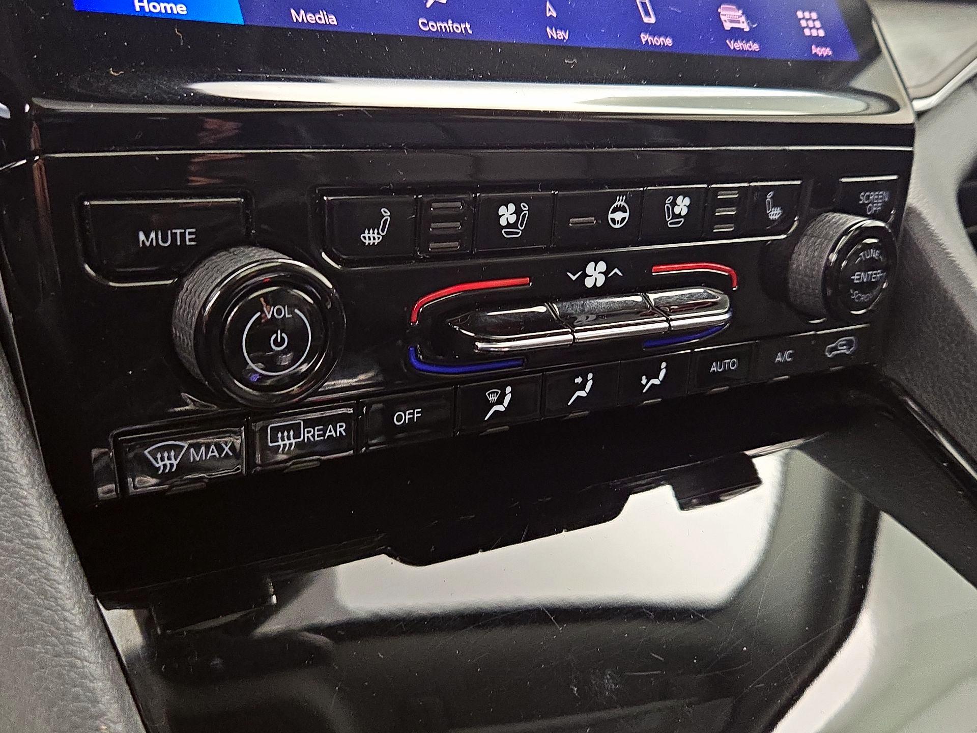 Thumbnail: 2022 Jeep Grand Cherokee L - 17