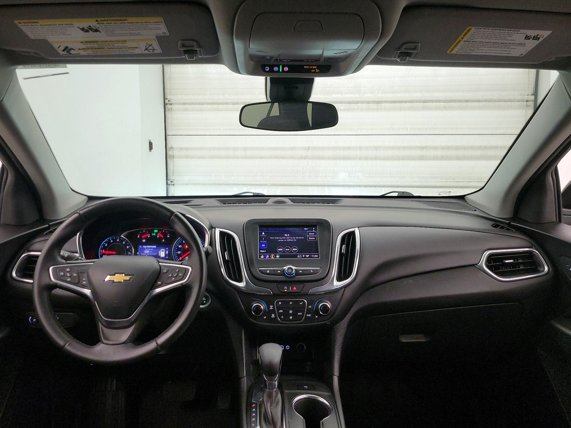 Thumbnail: 2022 Chevrolet Equinox - 9