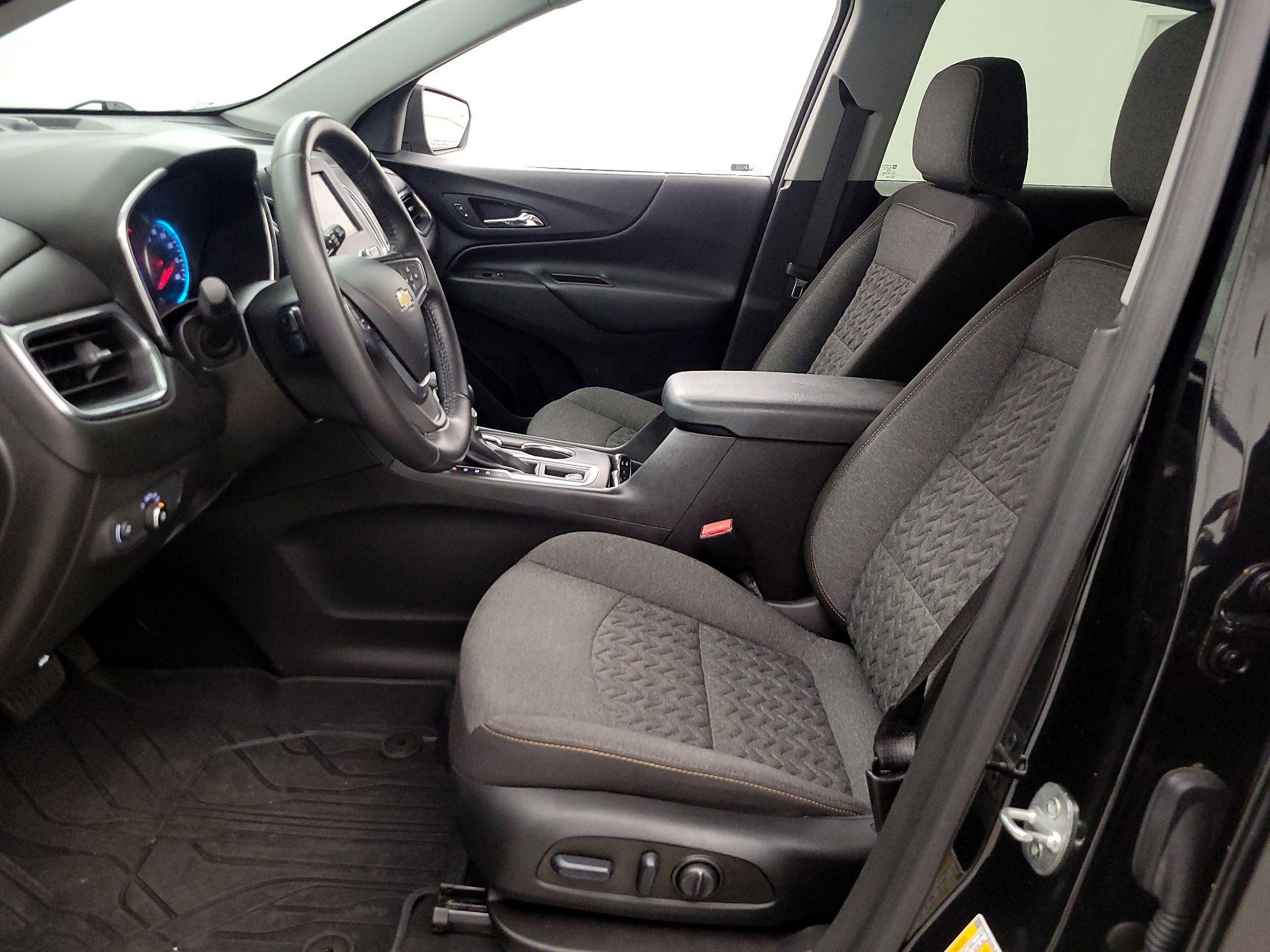 Thumbnail: 2022 Chevrolet Equinox - 11