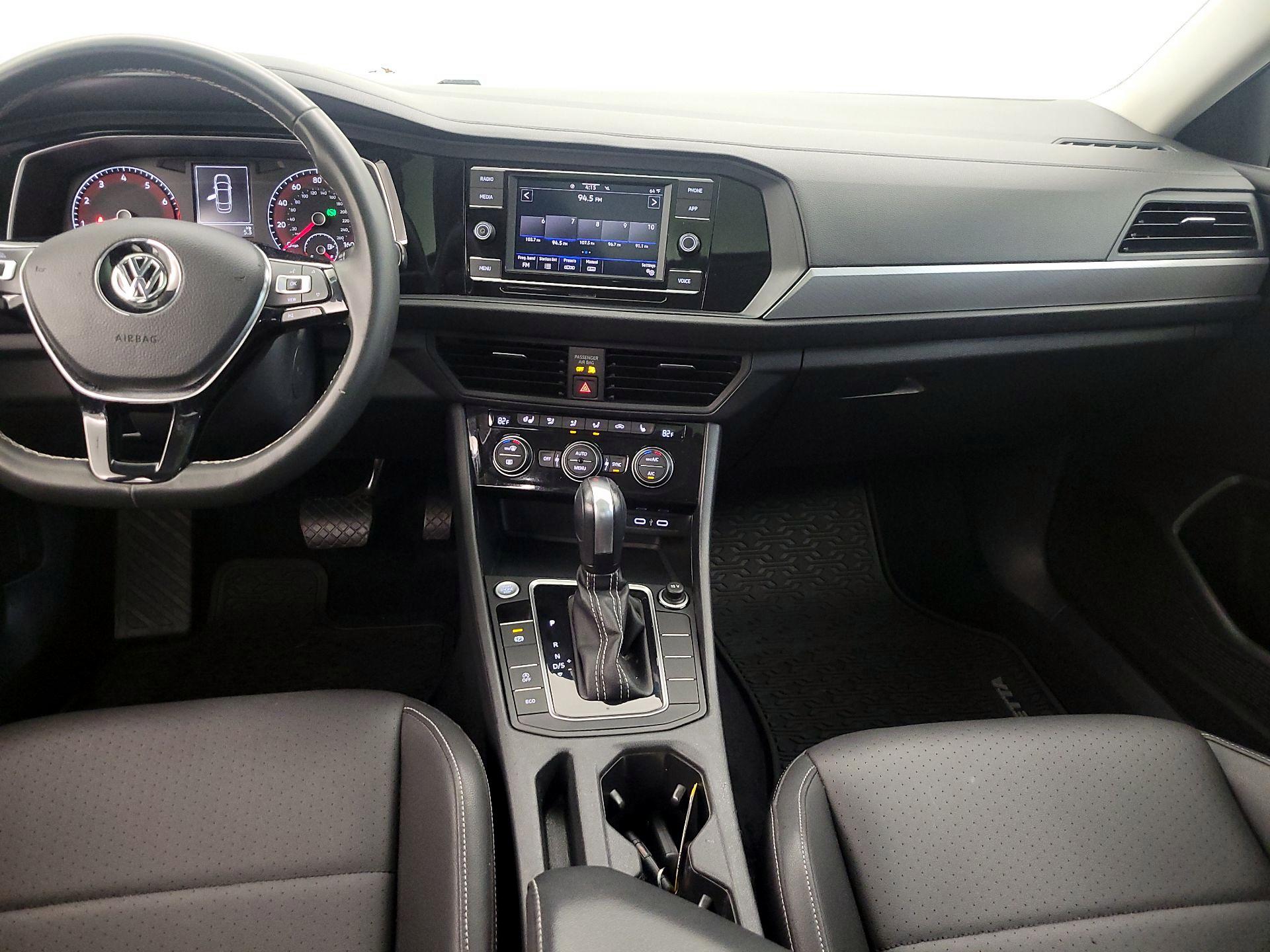 Thumbnail: 2021 Volkswagen Jetta - 9