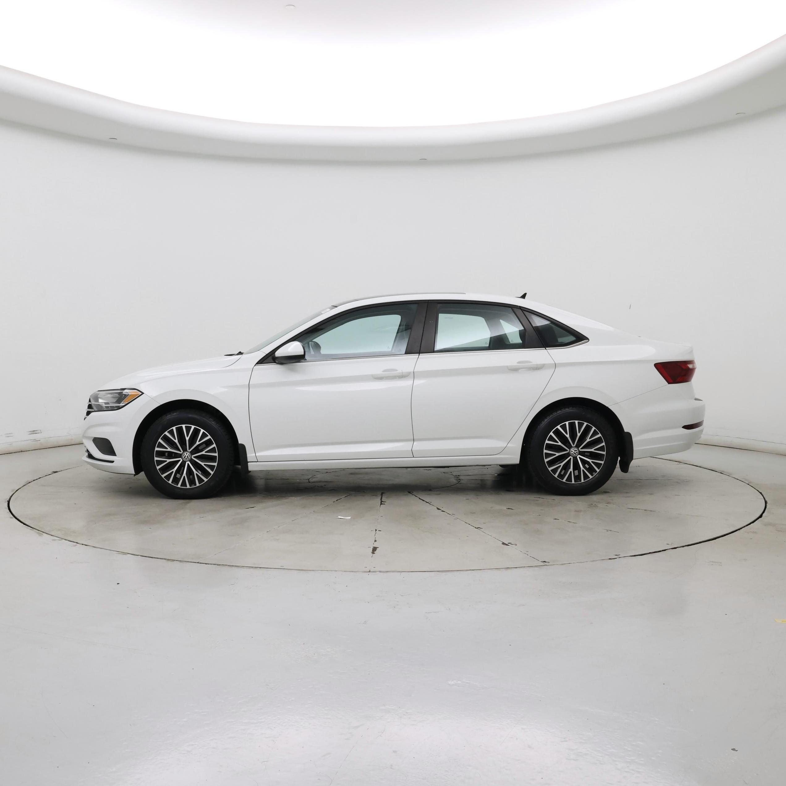 Thumbnail: 2021 Volkswagen Jetta - 3