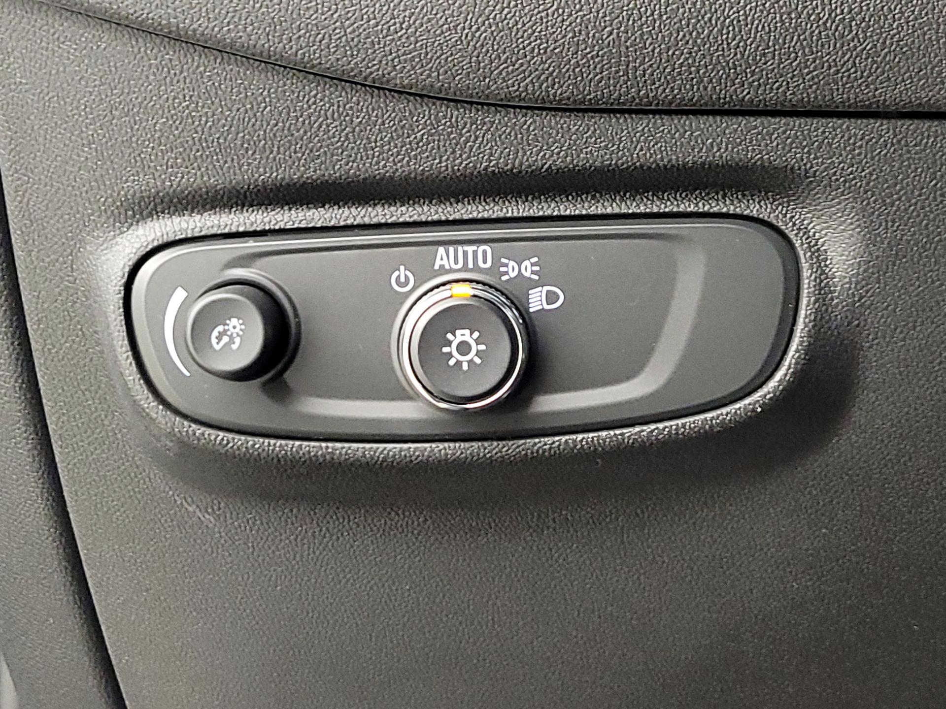 Thumbnail: 2024 Chevrolet Equinox - 13