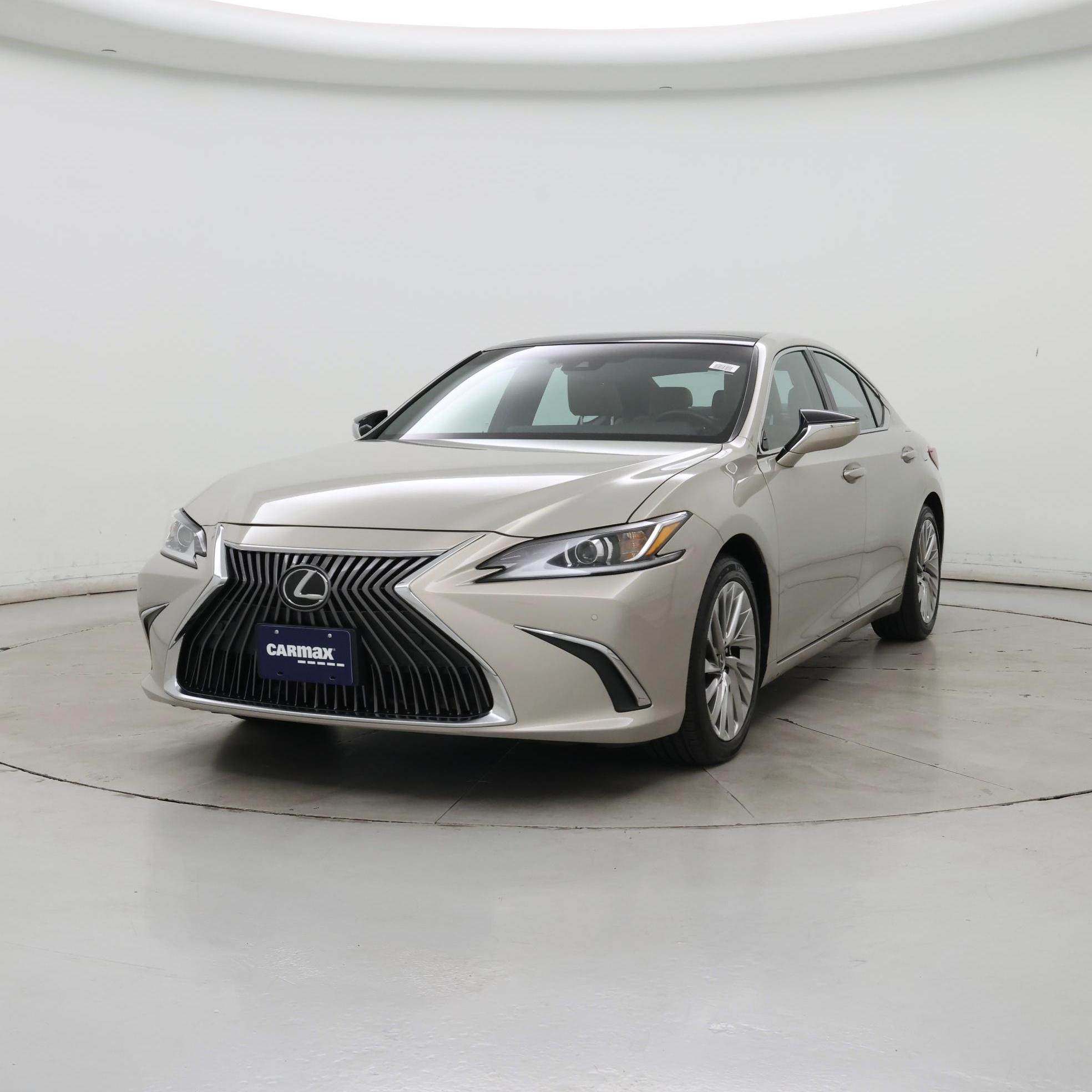 Thumbnail: 2019 Lexus ES - 4