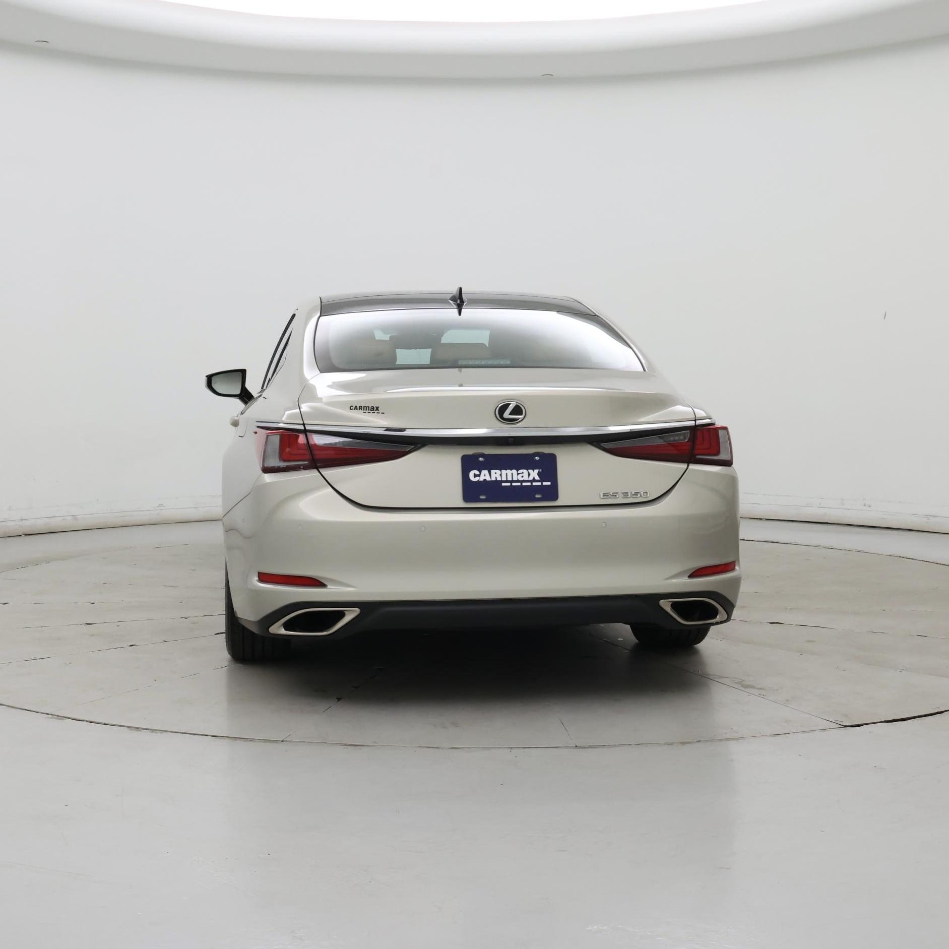 Thumbnail: 2019 Lexus ES - 6