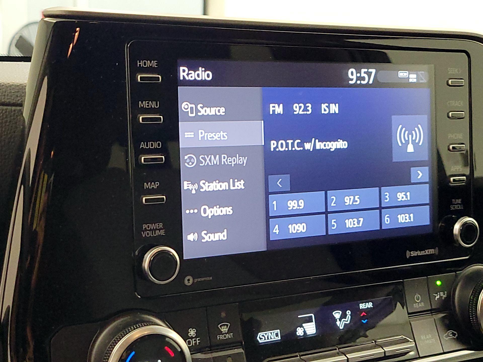 Thumbnail: 2021 Toyota Highlander - 15