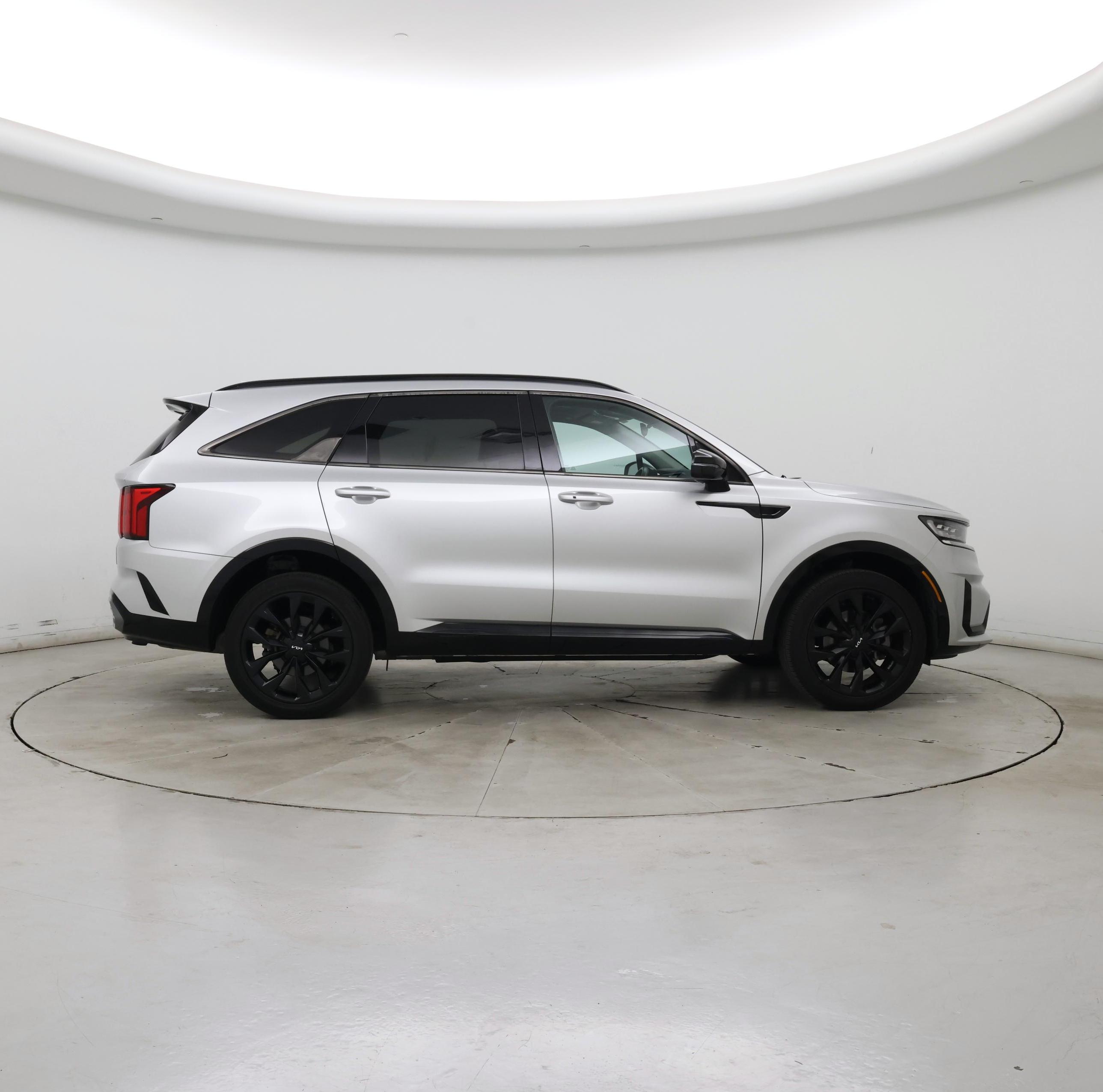 Thumbnail: 2022 Kia Sorento - 7