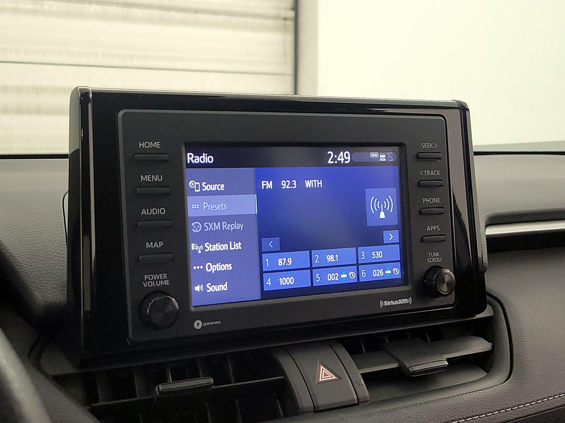 Thumbnail: 2022 Toyota RAV4 - 15