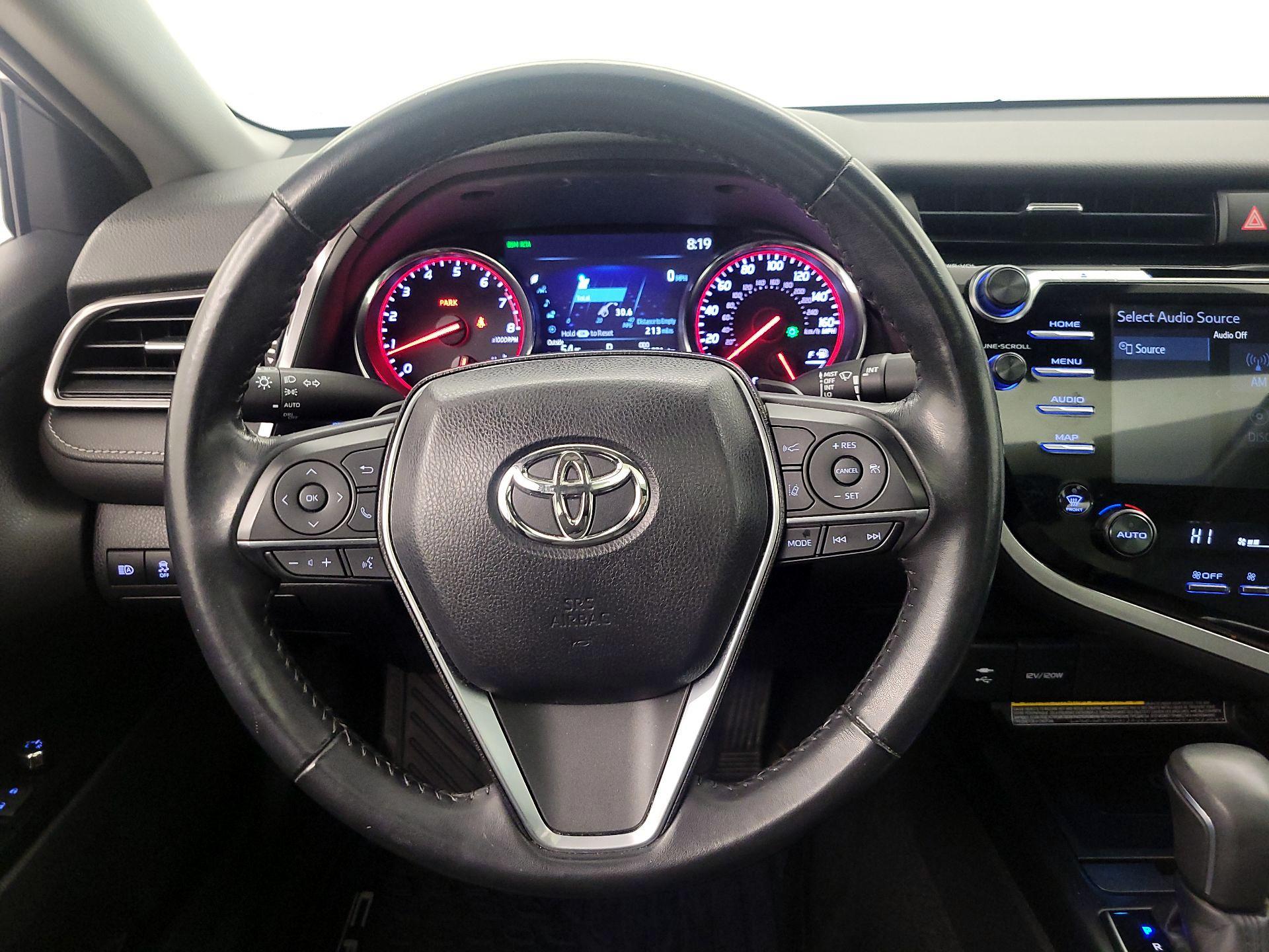 Thumbnail: 2019 Toyota Camry - 10