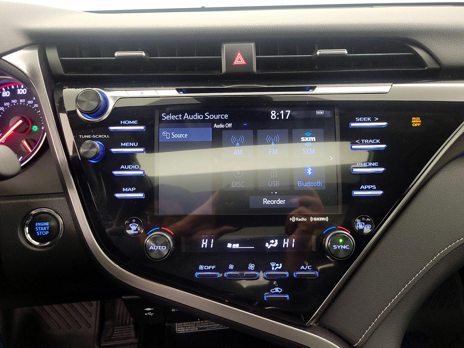 Thumbnail: 2019 Toyota Camry - 15