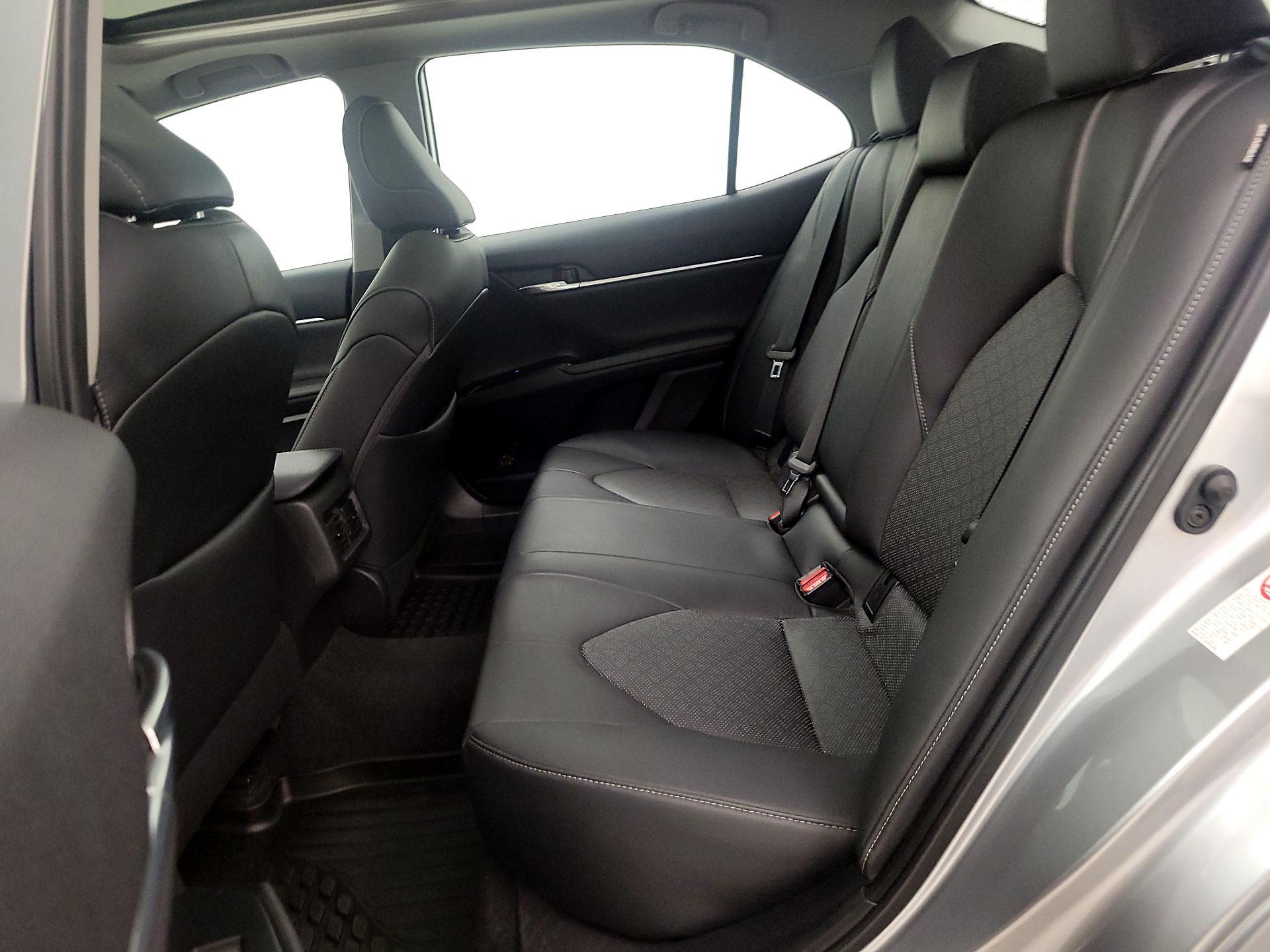 Thumbnail: 2019 Toyota Camry - 20