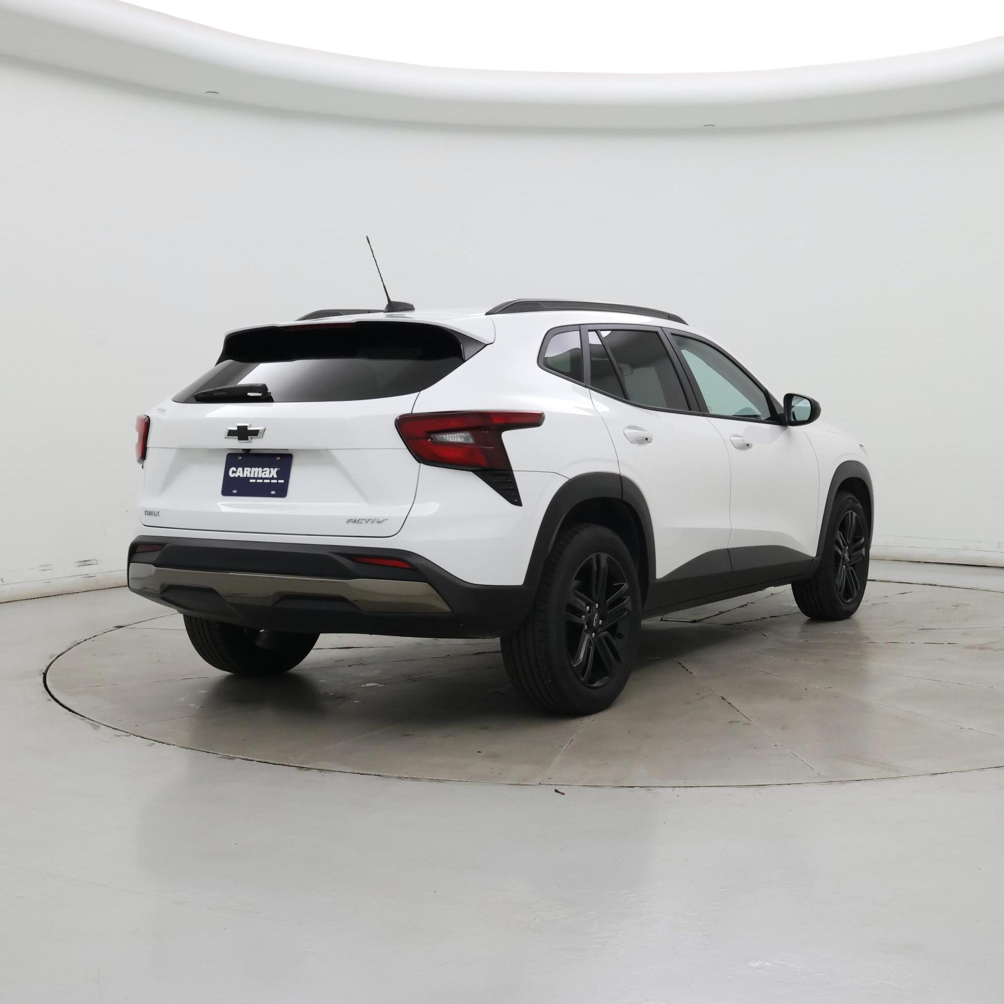 Thumbnail: 2024 Chevrolet Trax - 8