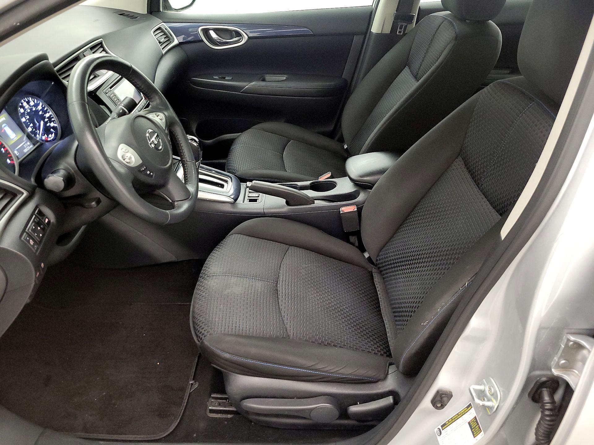 Thumbnail: 2017 Nissan Sentra - 11