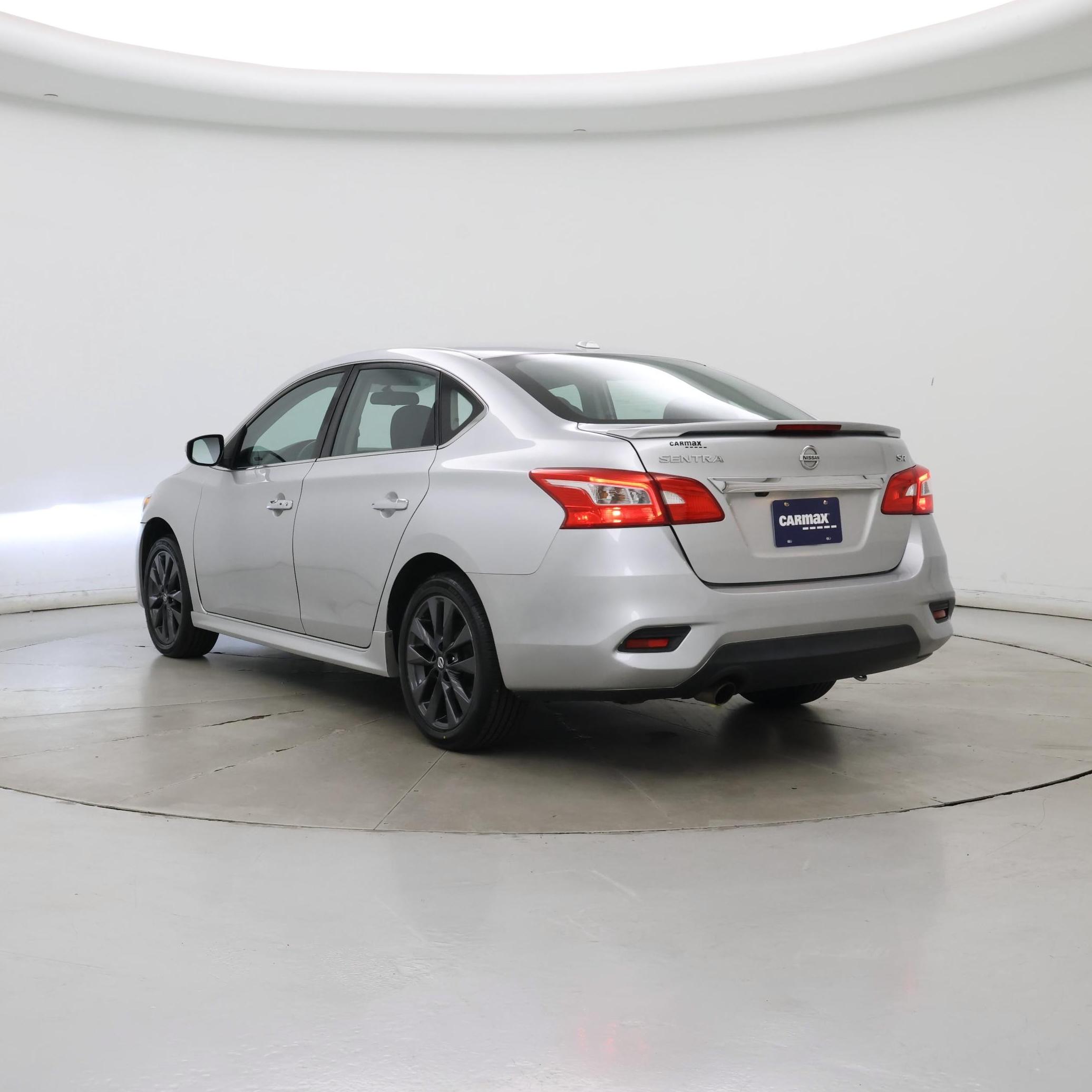 Thumbnail: 2017 Nissan Sentra - 2