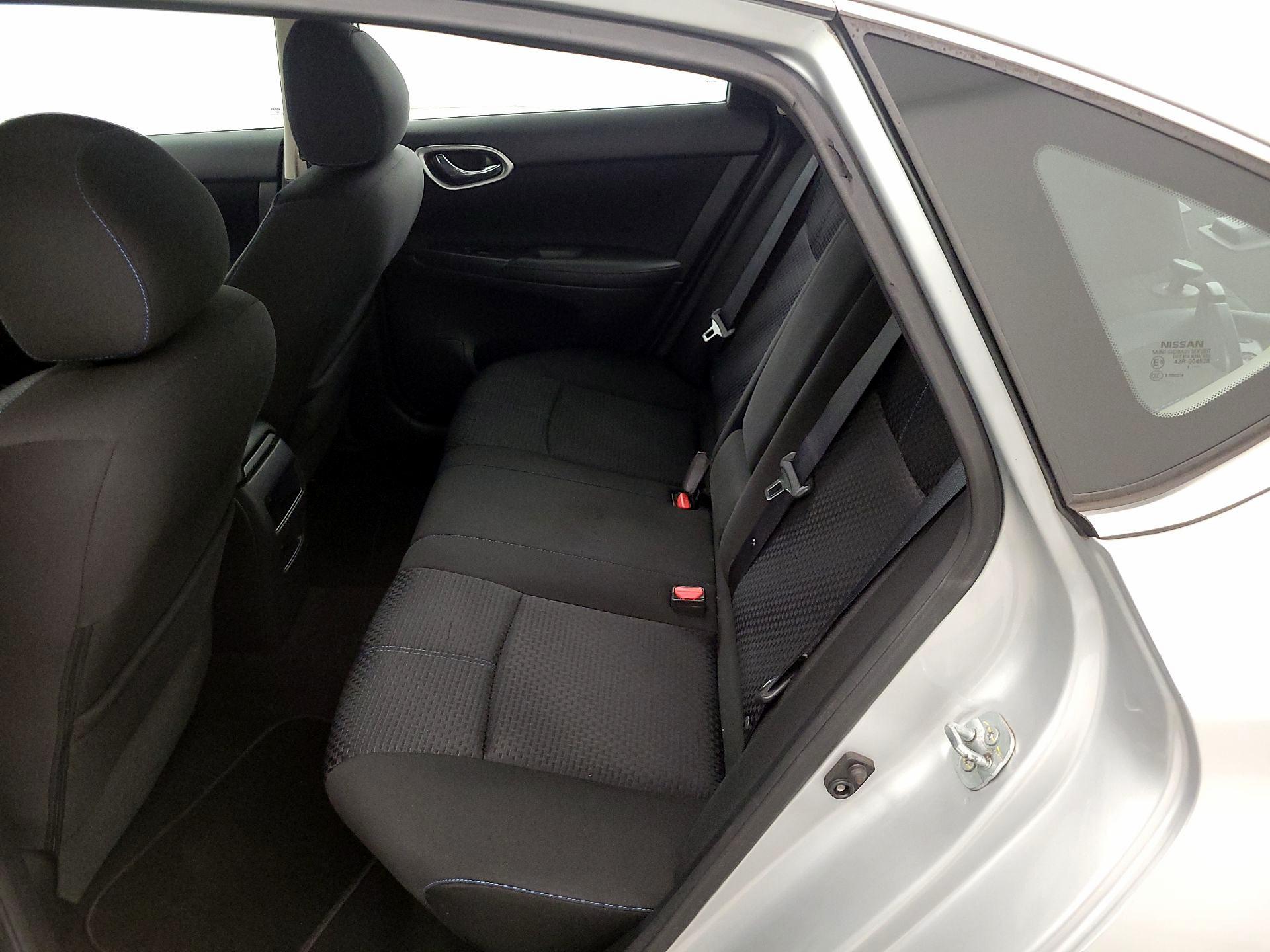 Thumbnail: 2017 Nissan Sentra - 19