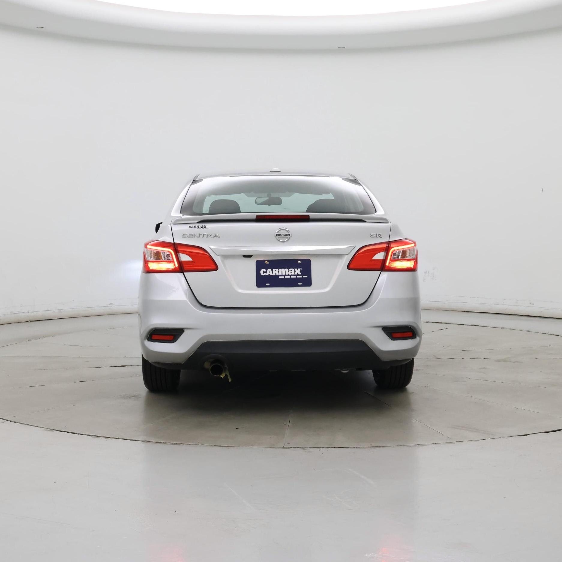 Thumbnail: 2017 Nissan Sentra - 6