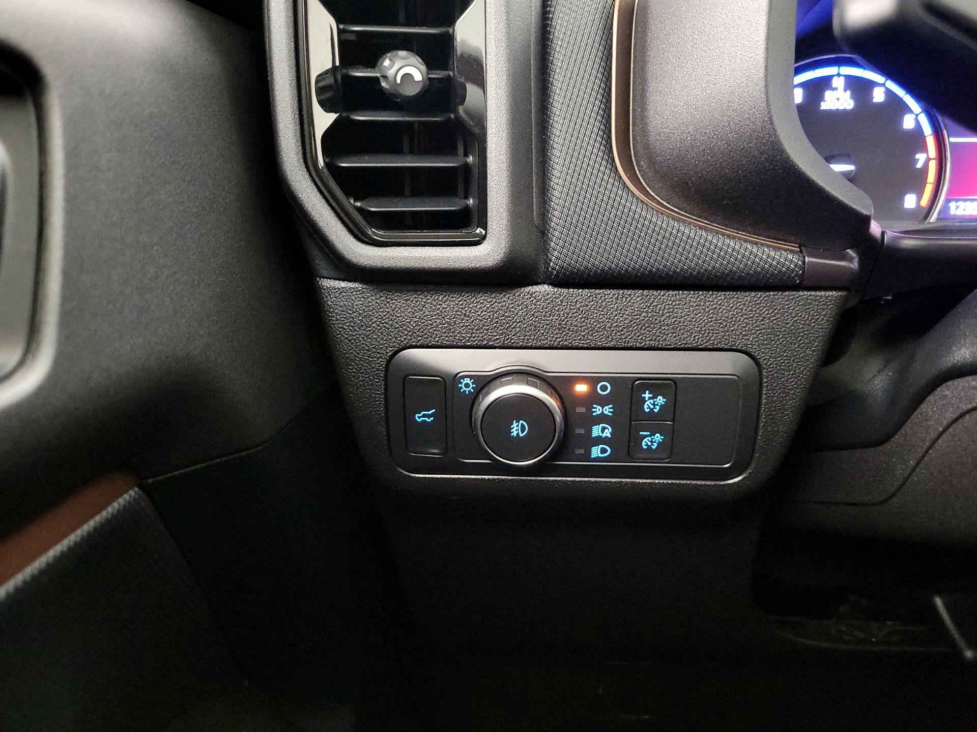 Thumbnail: 2021 Ford Bronco Sport - 13