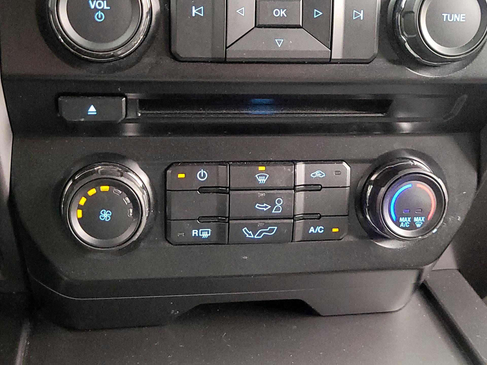 Thumbnail: 2016 Ford F-150 - 16