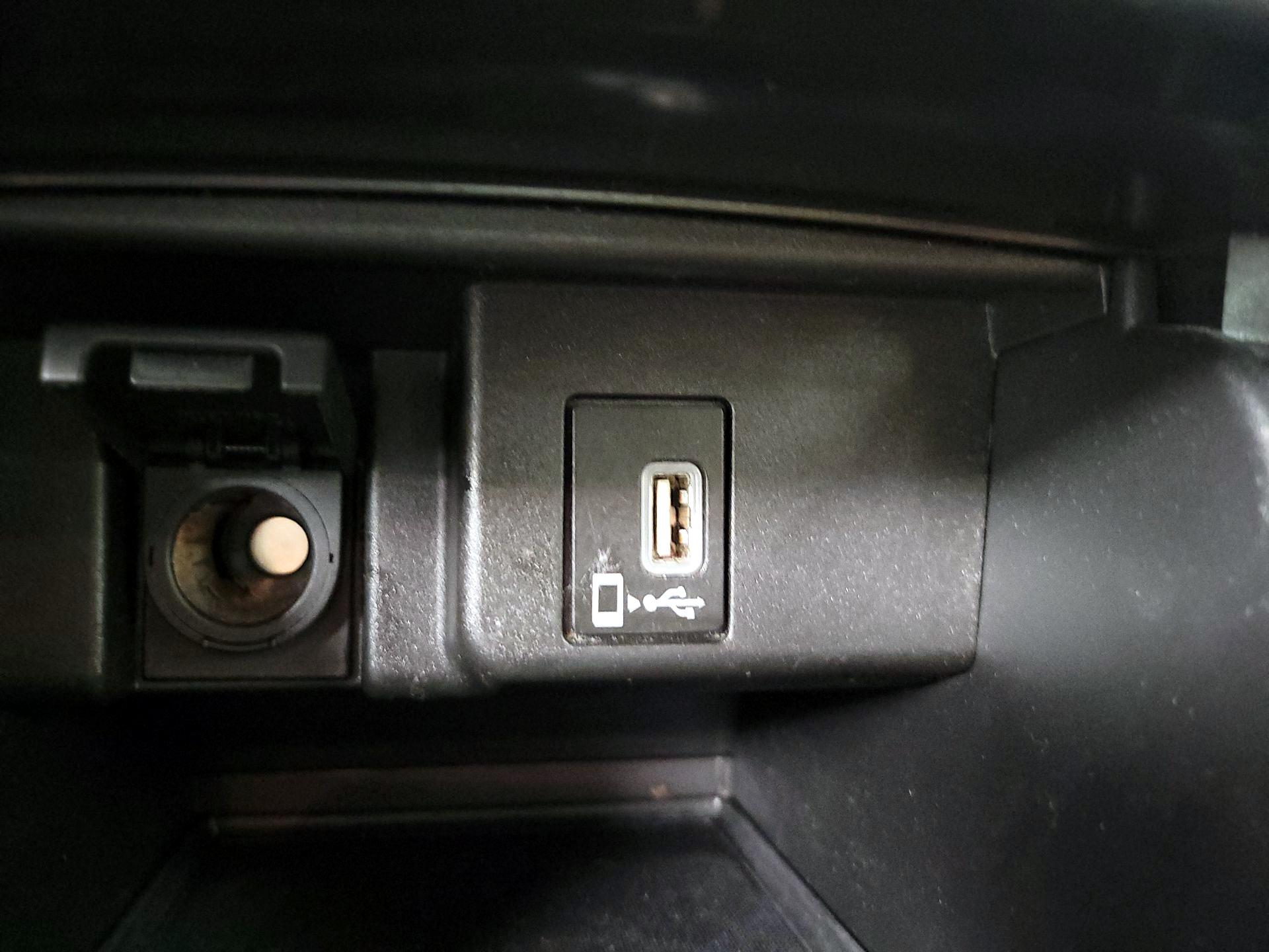 Thumbnail: 2018 Honda Accord - 18