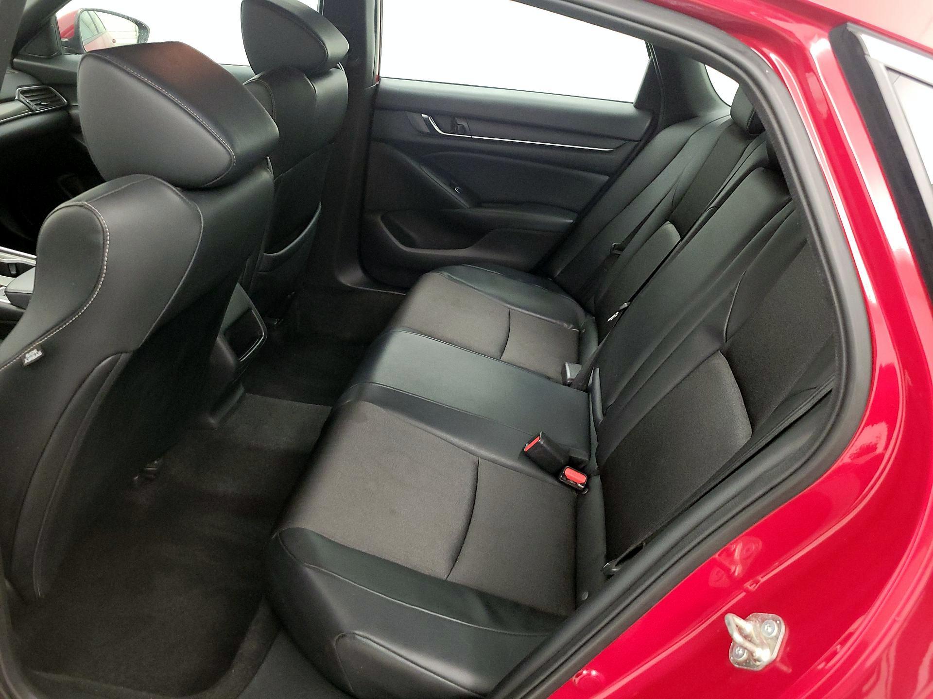 Thumbnail: 2018 Honda Accord - 19