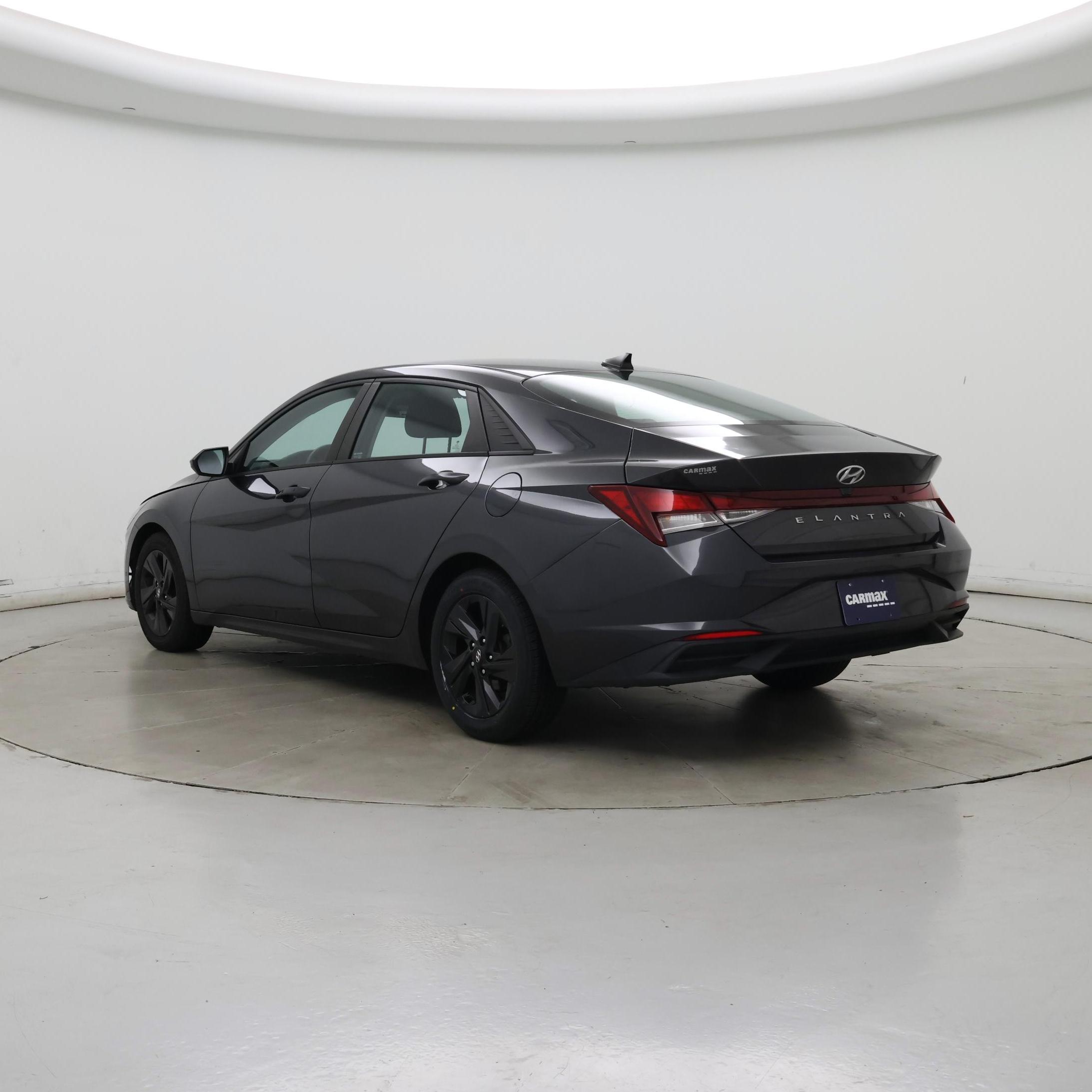 Thumbnail: 2021 Hyundai Elantra - 2