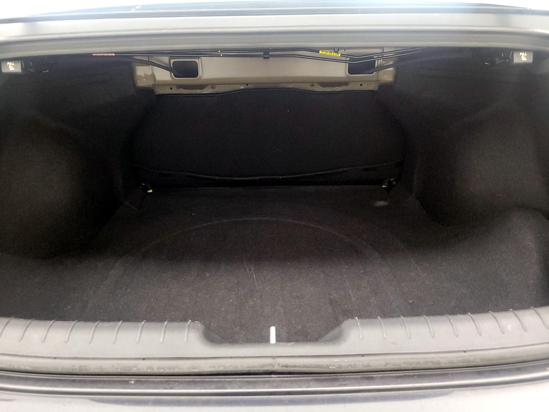 Thumbnail: 2021 Hyundai Elantra - 20