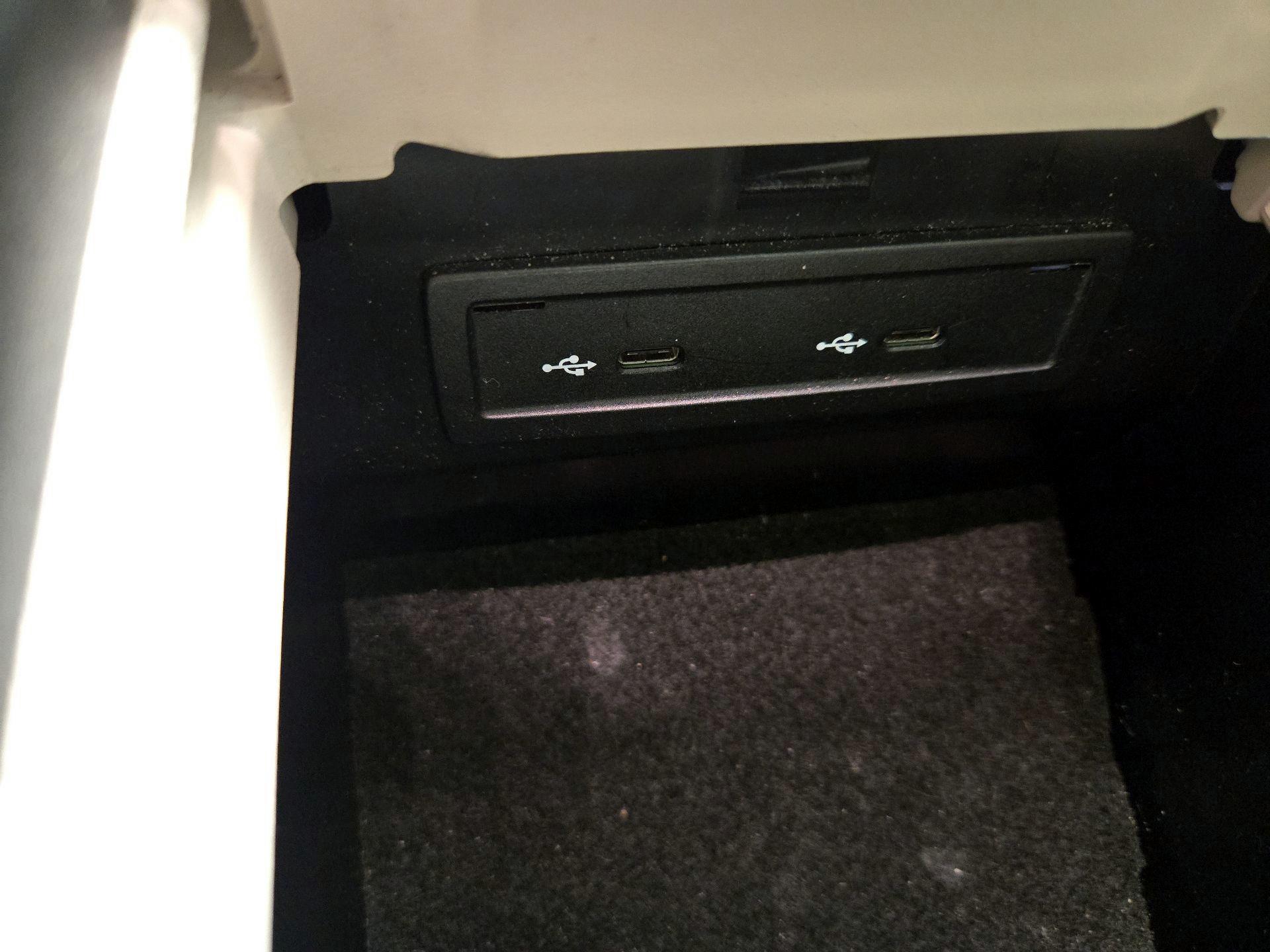 Thumbnail: 2021 Mercedes-Benz CLS - 19