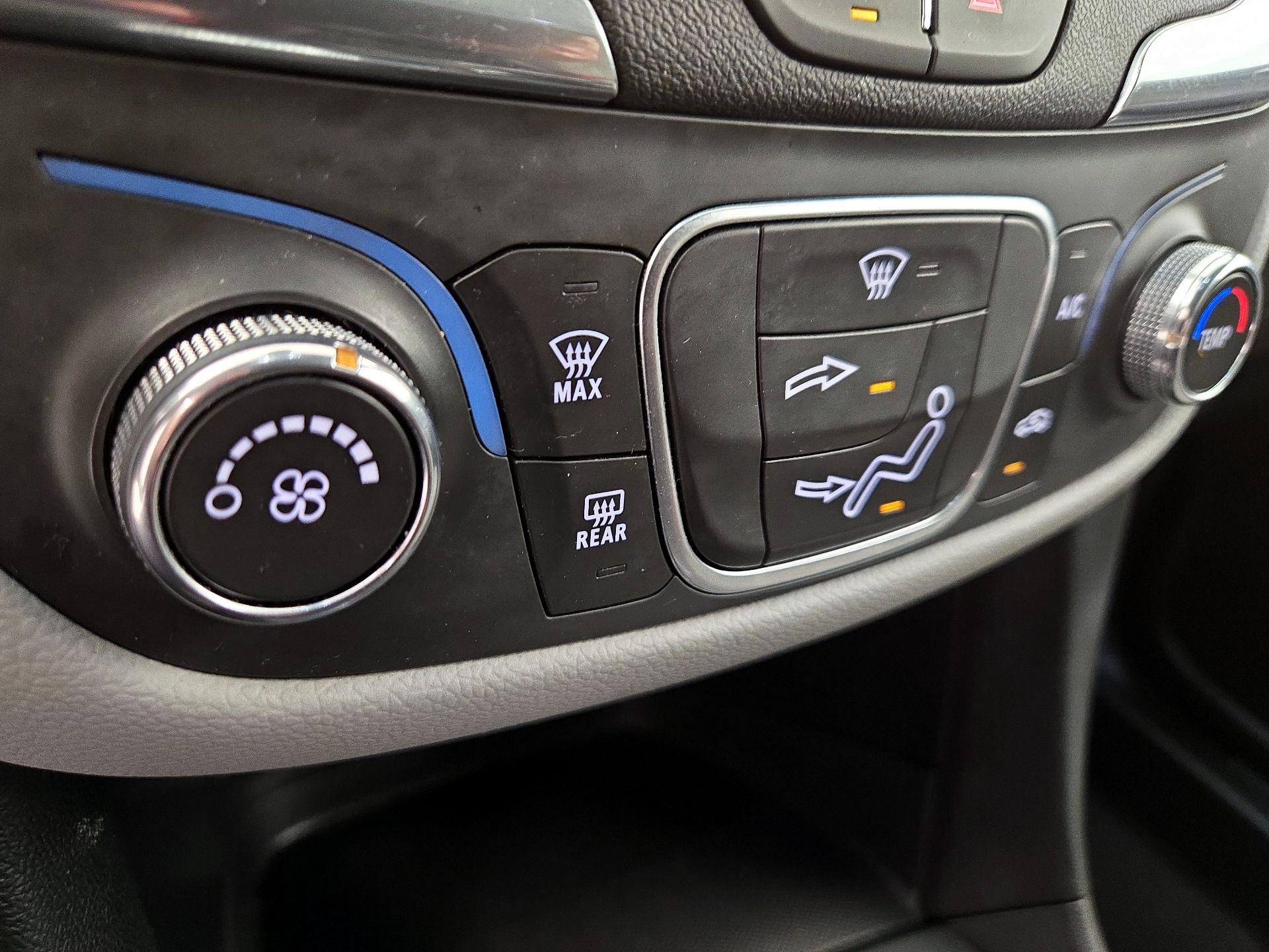 Thumbnail: 2024 Chevrolet Equinox - 16