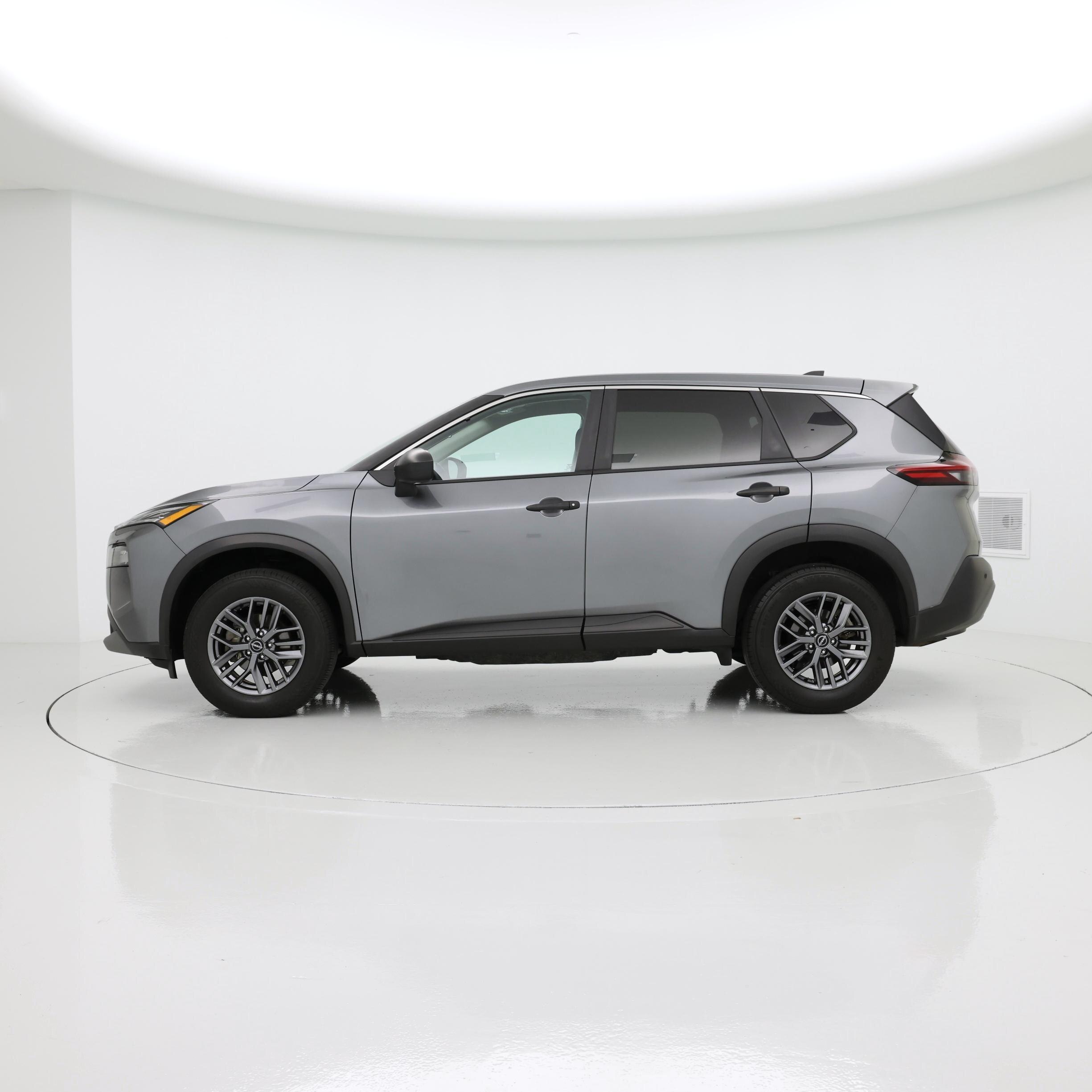Thumbnail: 2023 Nissan Rogue - 3