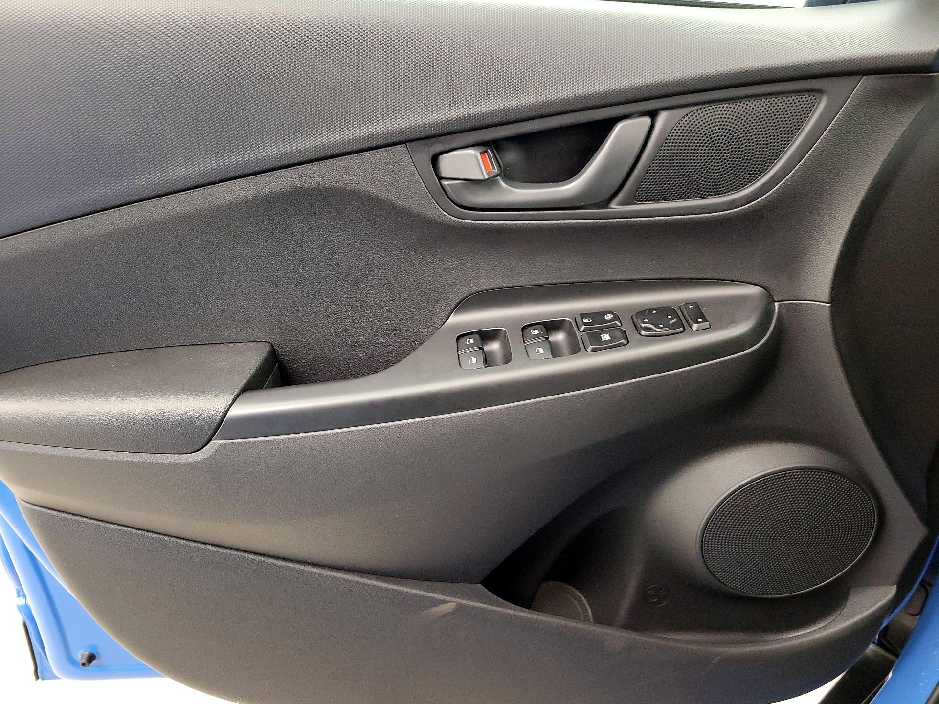 Thumbnail: 2022 Hyundai Kona - 12