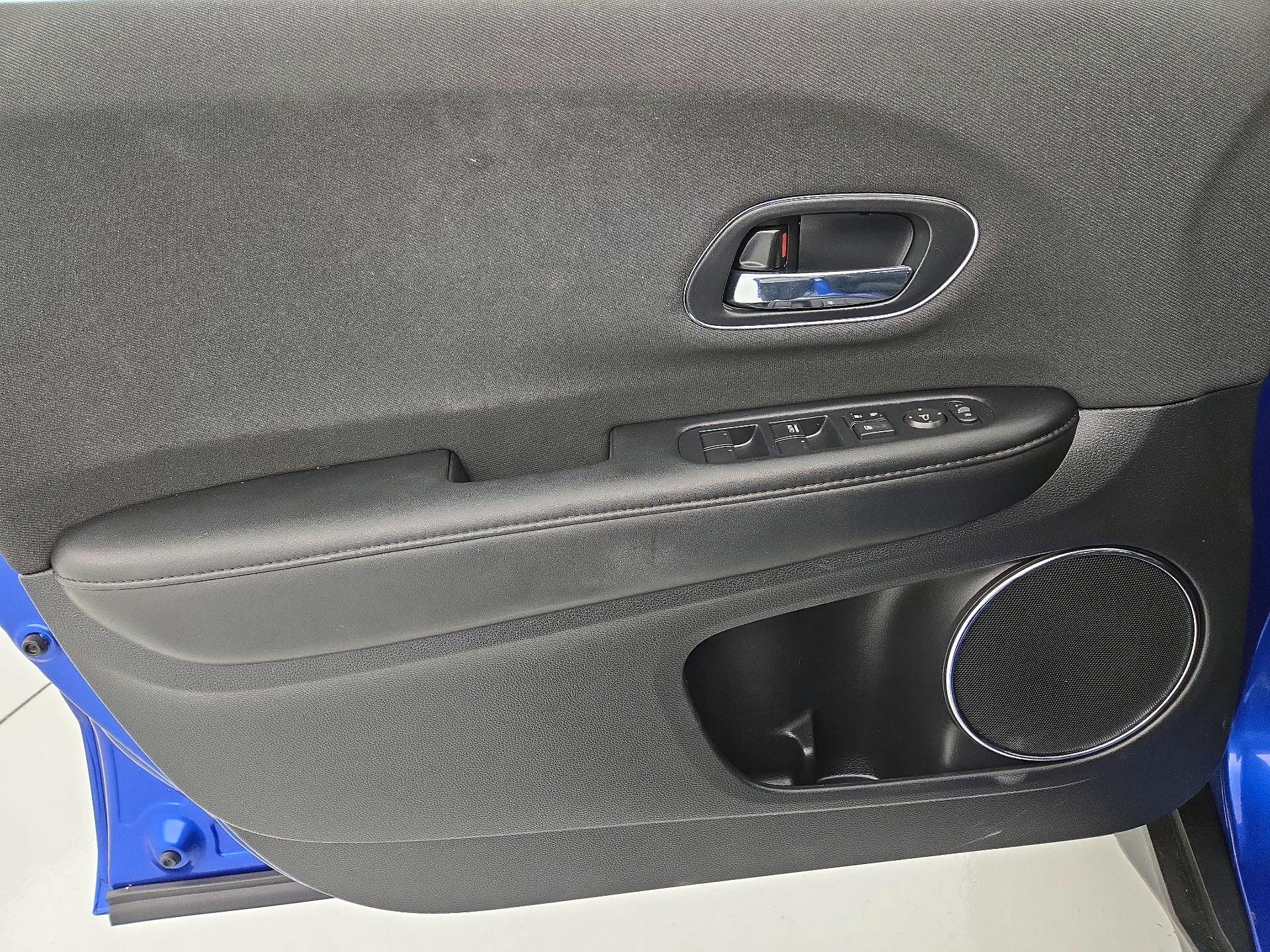 Thumbnail: 2022 Honda HR-V - 12