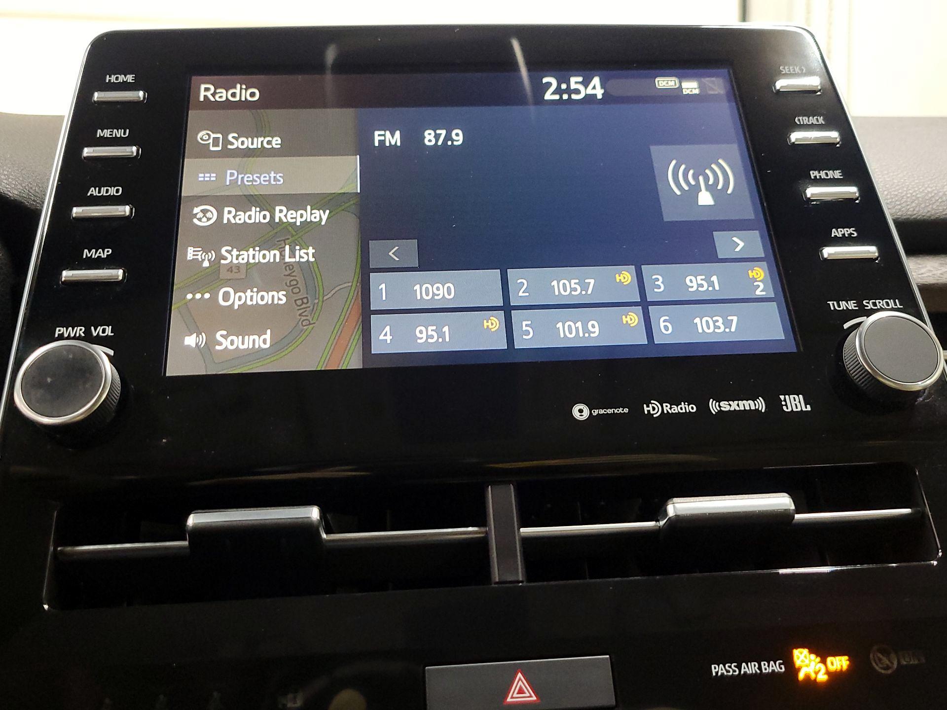 Thumbnail: 2019 Toyota Avalon - 16