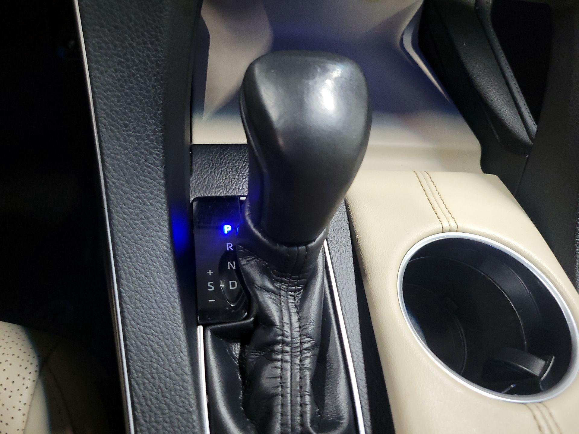 Thumbnail: 2019 Toyota Avalon - 18