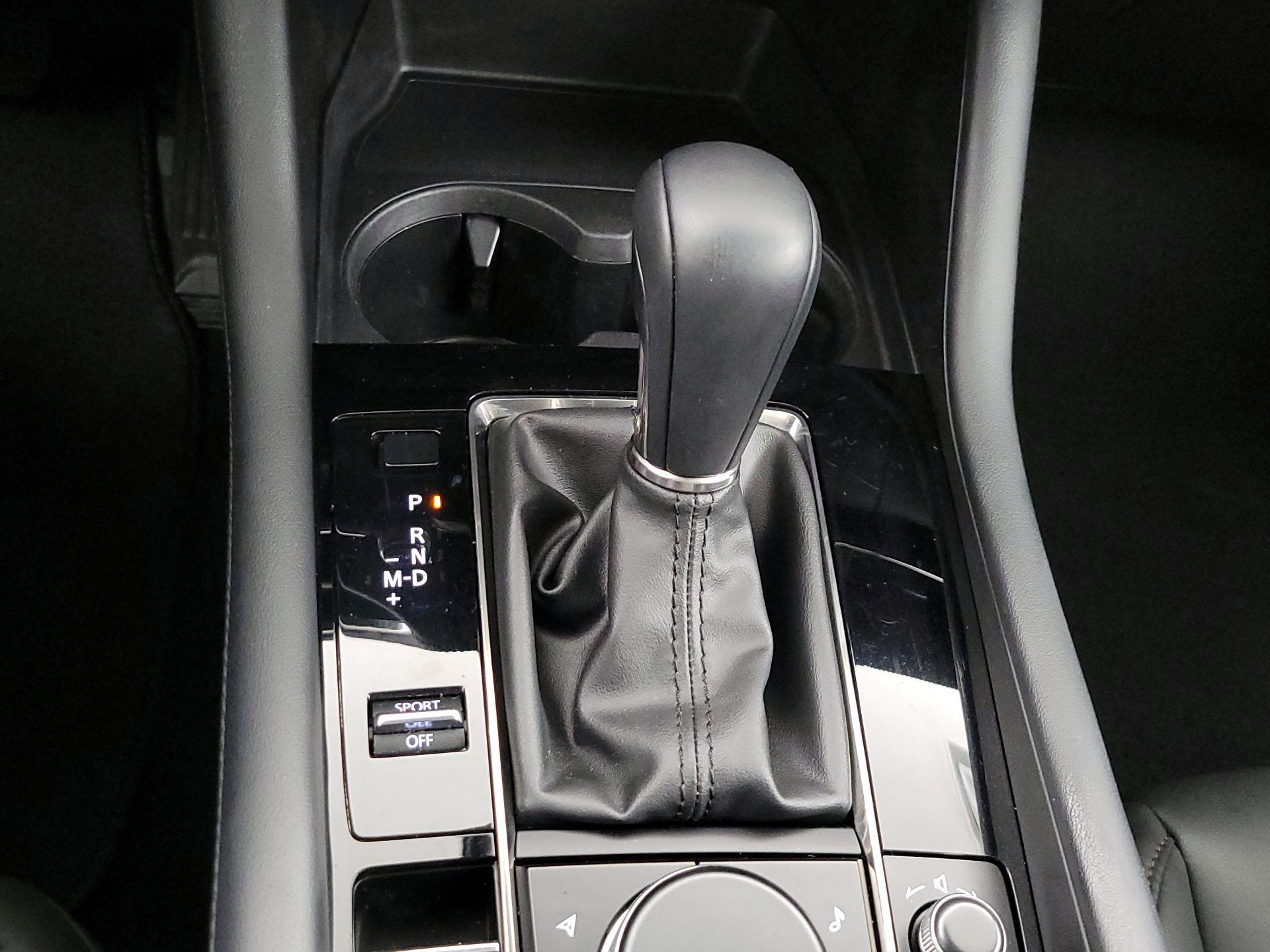 Thumbnail: 2022 Mazda Mazda3 - 17