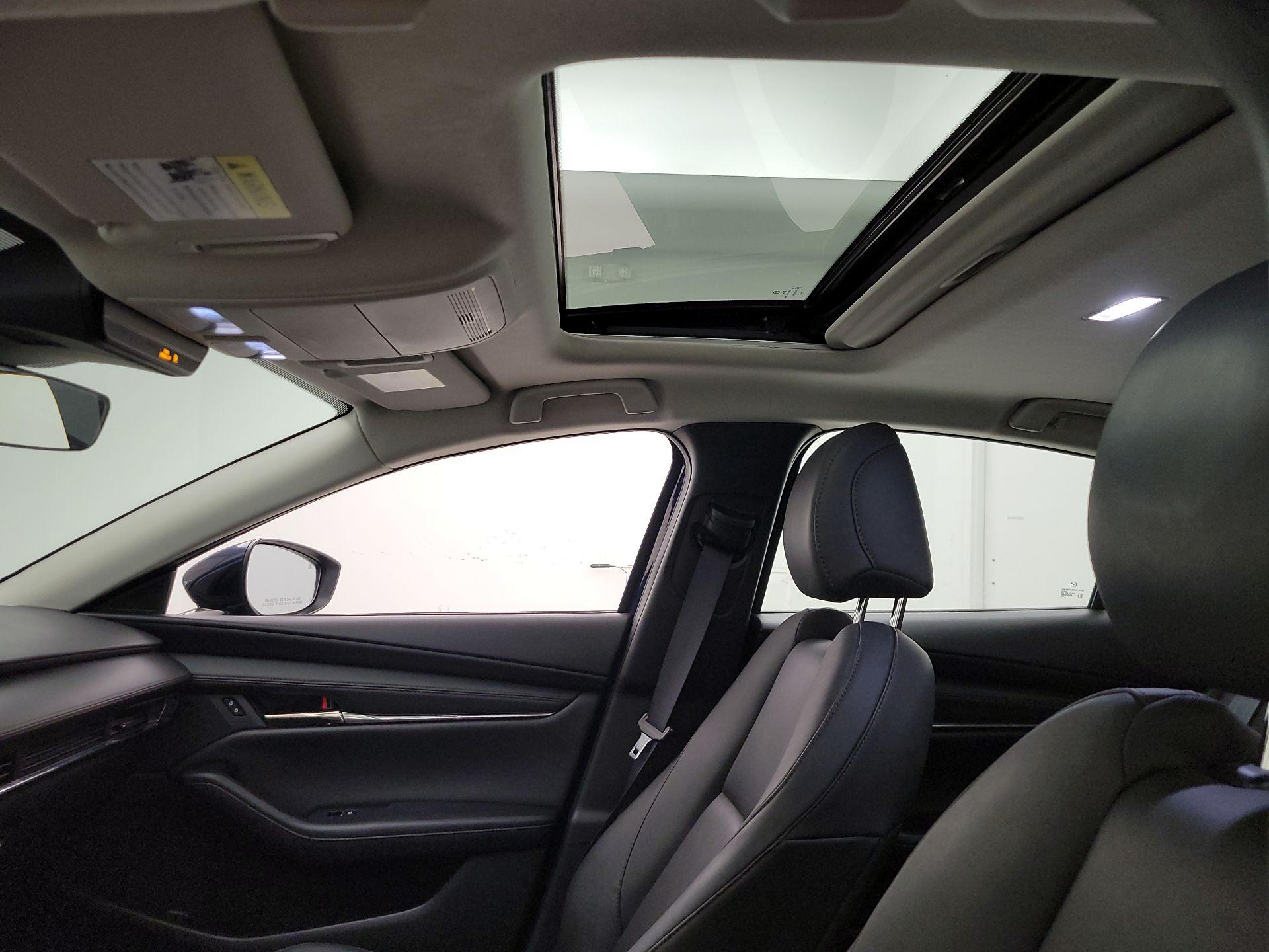 Thumbnail: 2022 Mazda Mazda3 - 19