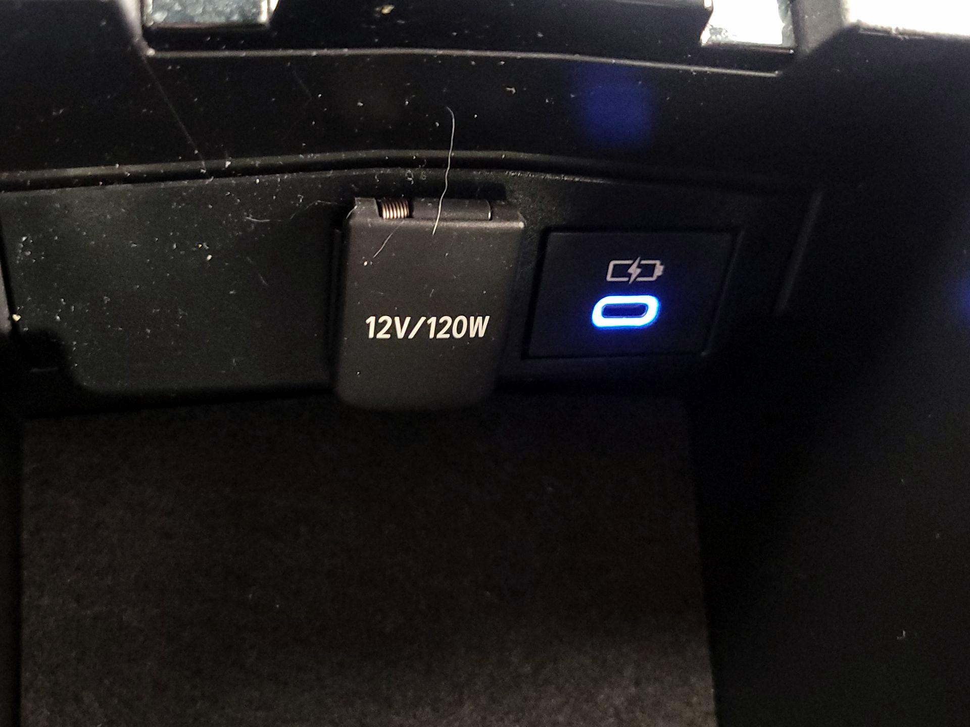 Thumbnail: 2022 Toyota Corolla - 18