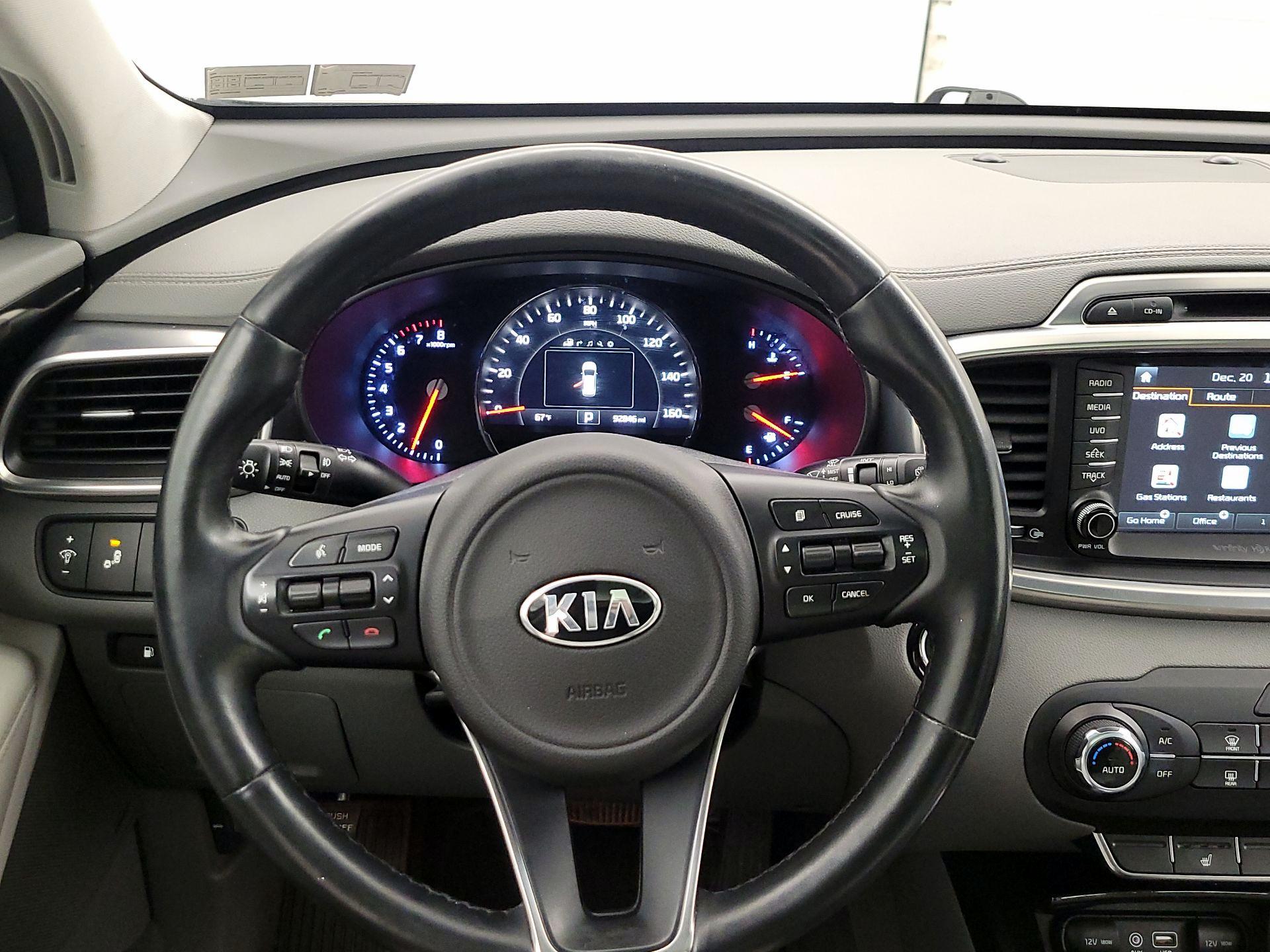 Thumbnail: 2017 Kia Sorento - 10