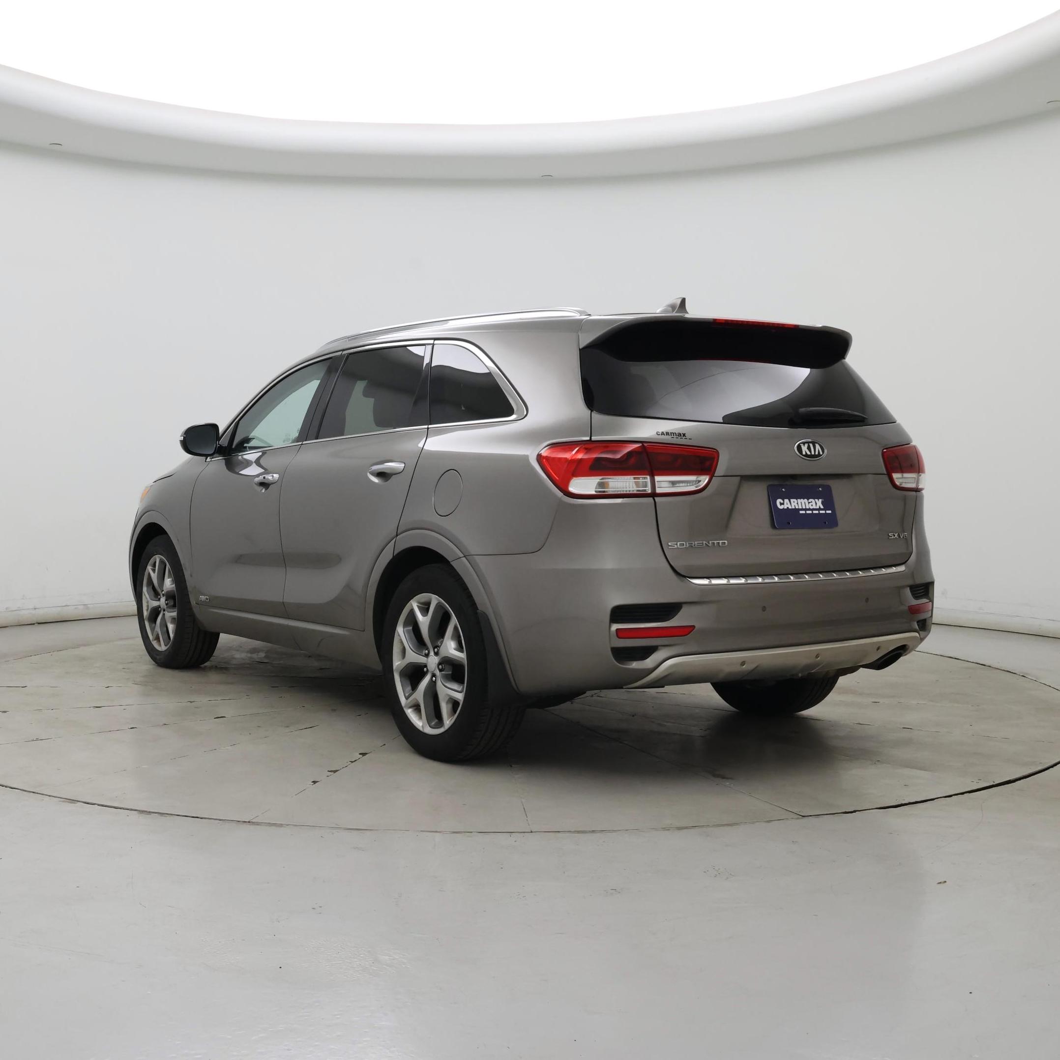 Thumbnail: 2017 Kia Sorento - 2