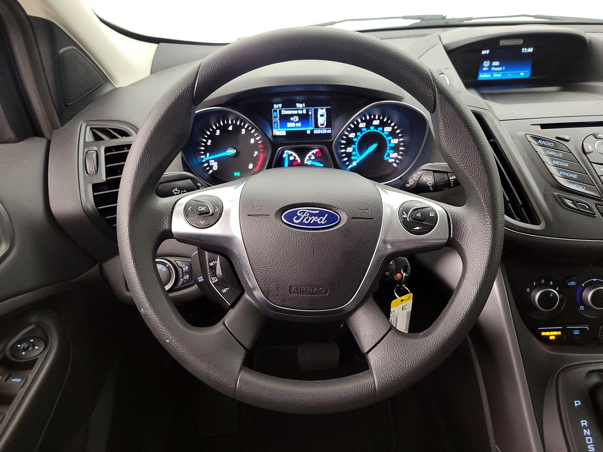 Thumbnail: 2016 Ford Escape - 10