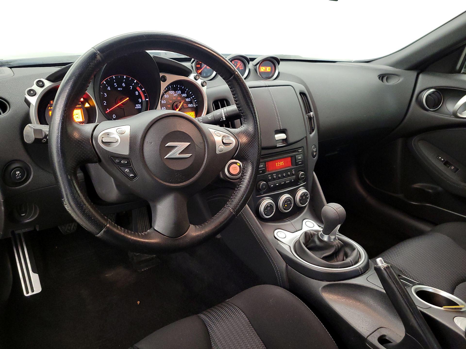 Thumbnail: 2016 Nissan Z - 9