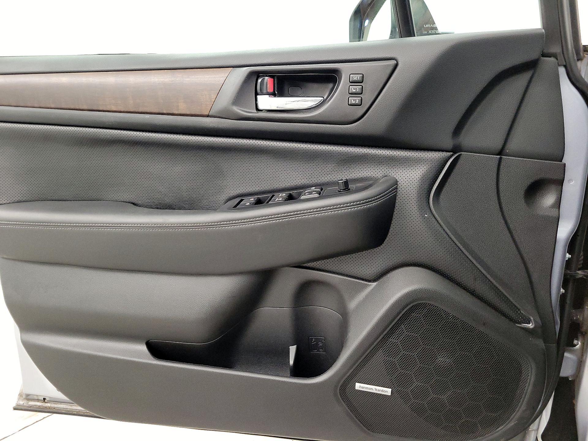 Thumbnail: 2015 Subaru Outback - 12