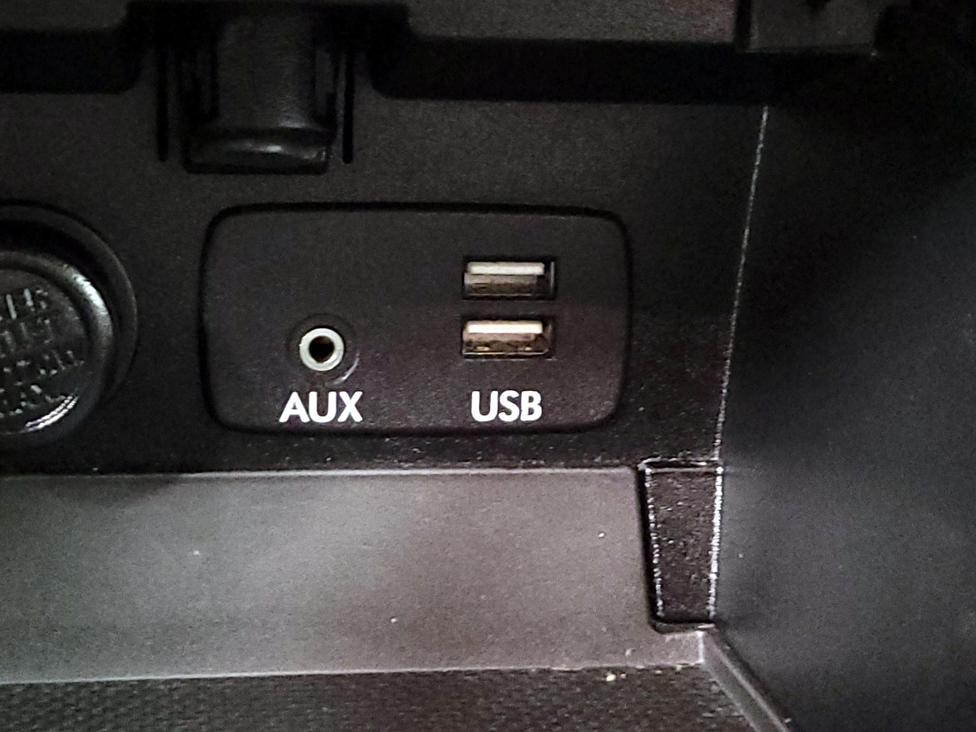 Thumbnail: 2015 Subaru Outback - 18