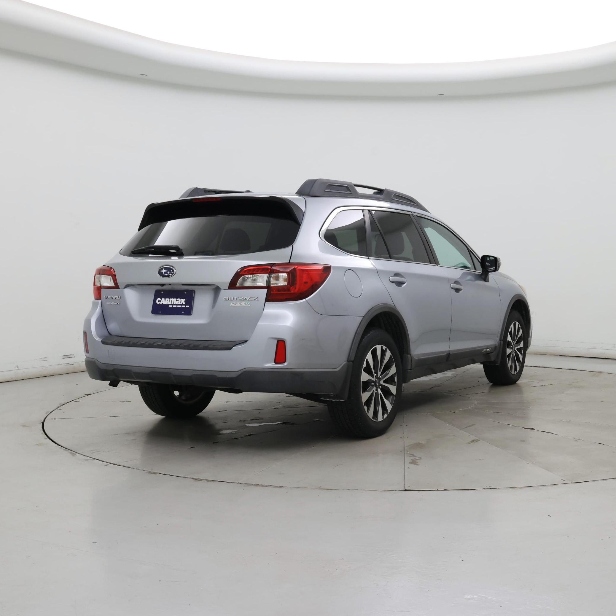 Thumbnail: 2015 Subaru Outback - 8