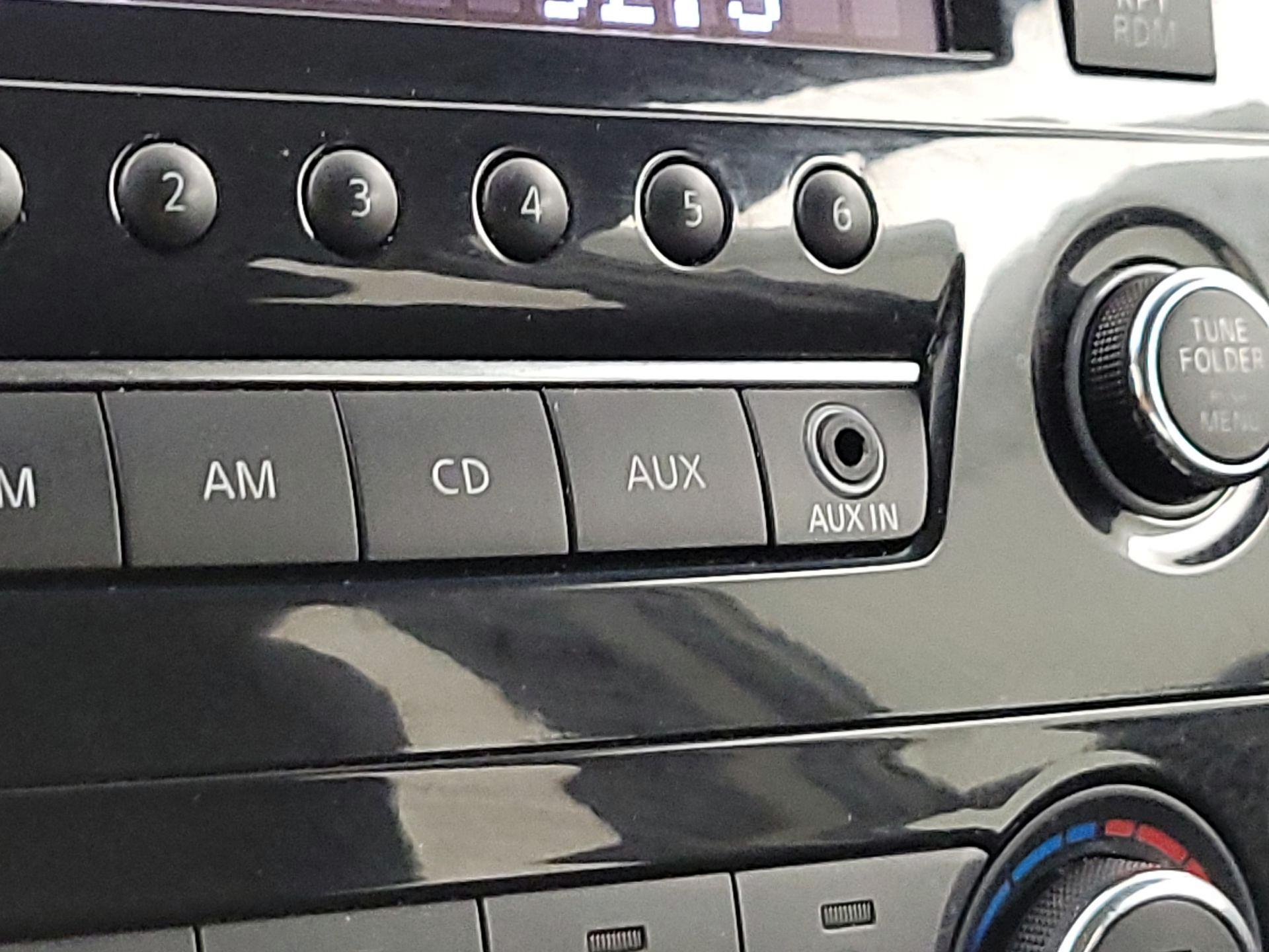 Thumbnail: 2014 Nissan Altima - 17