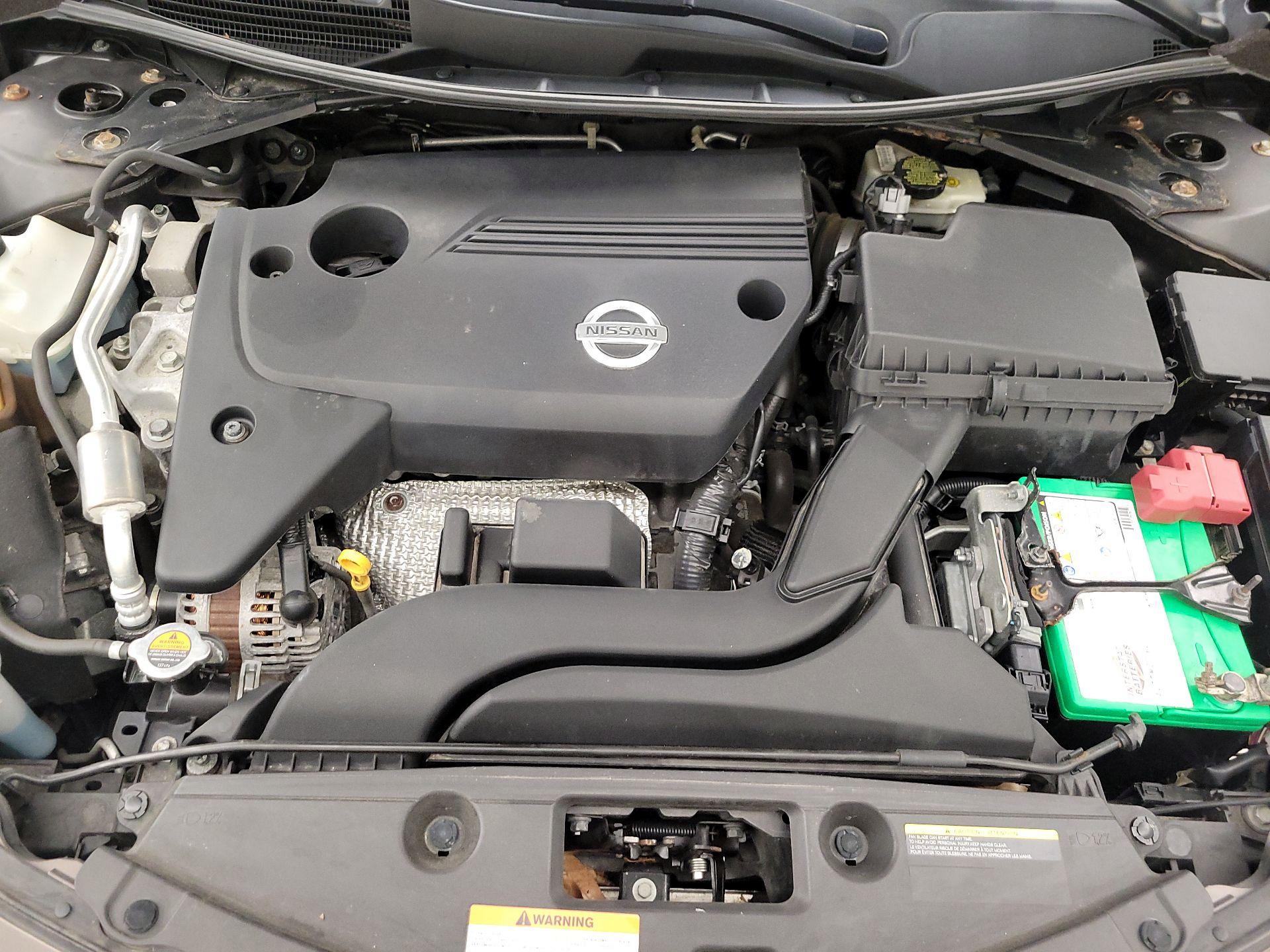 Thumbnail: 2014 Nissan Altima - 20