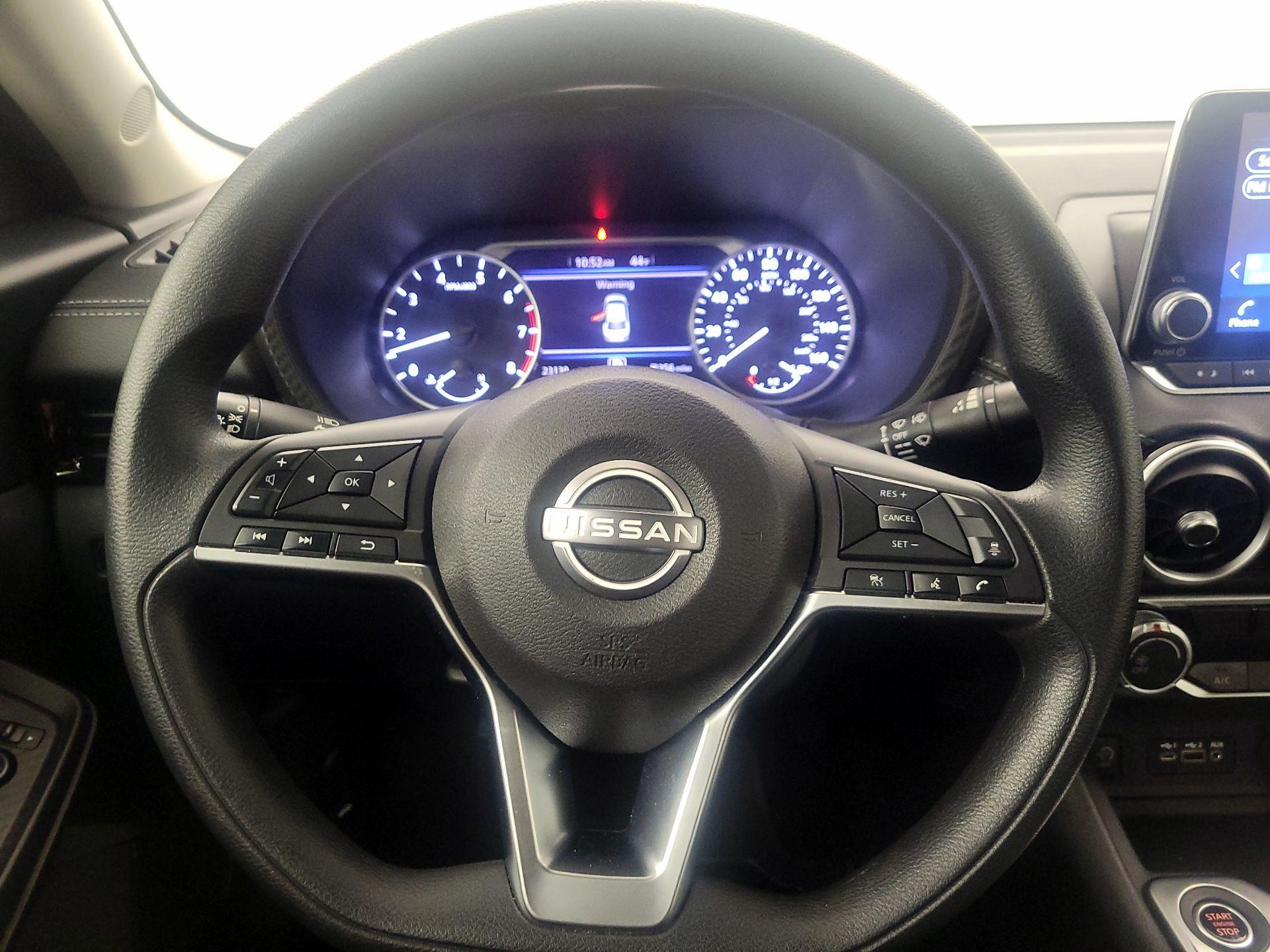 Thumbnail: 2024 Nissan Sentra - 10