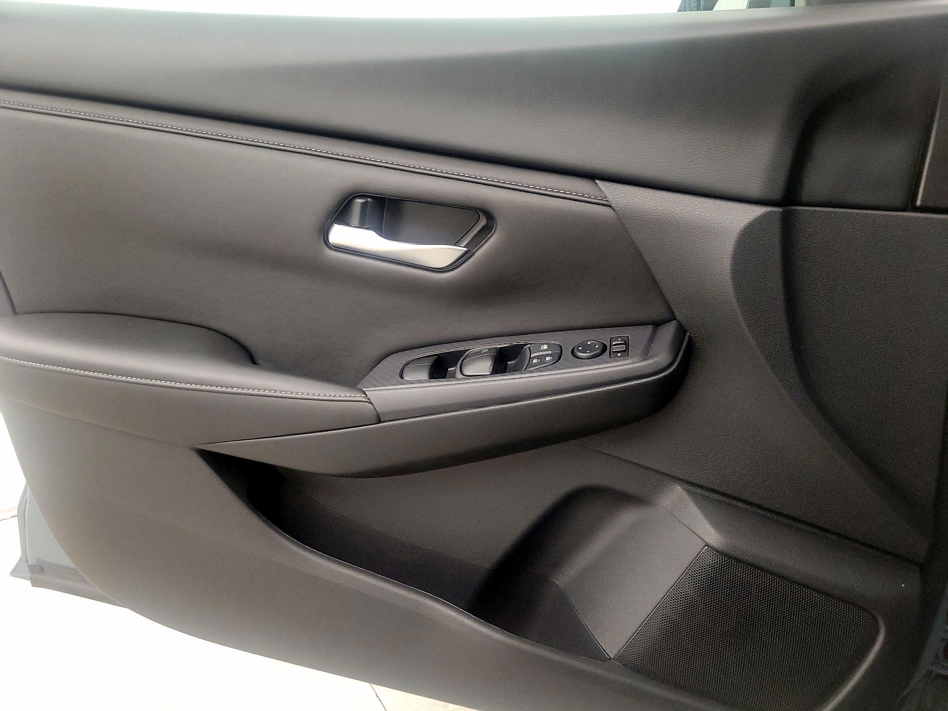 Thumbnail: 2024 Nissan Sentra - 12