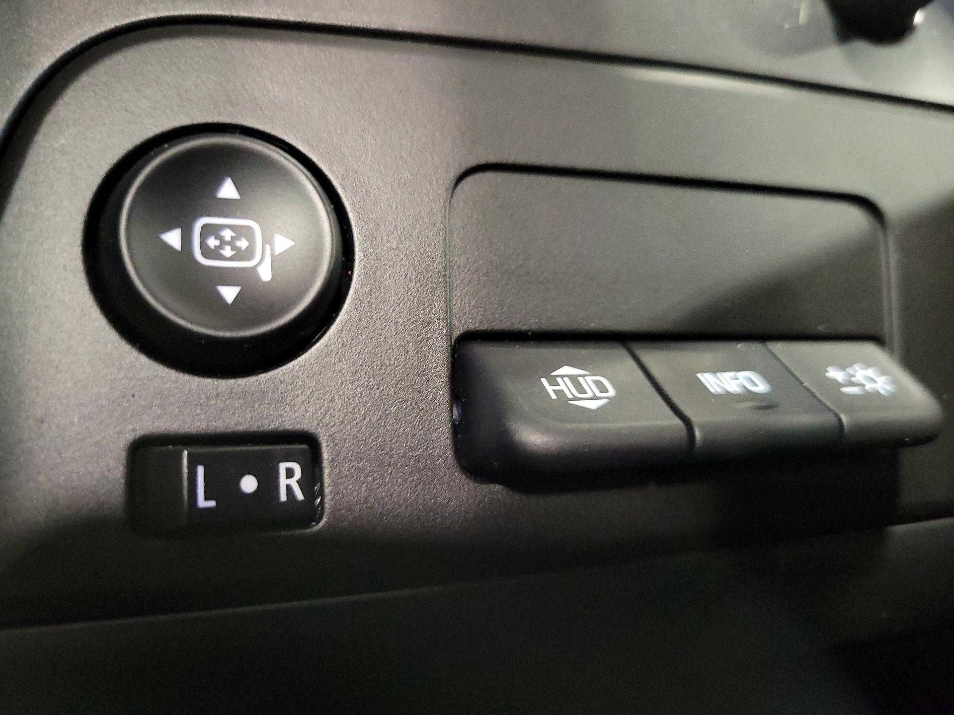 Thumbnail: 2015 Chevrolet Corvette - 13