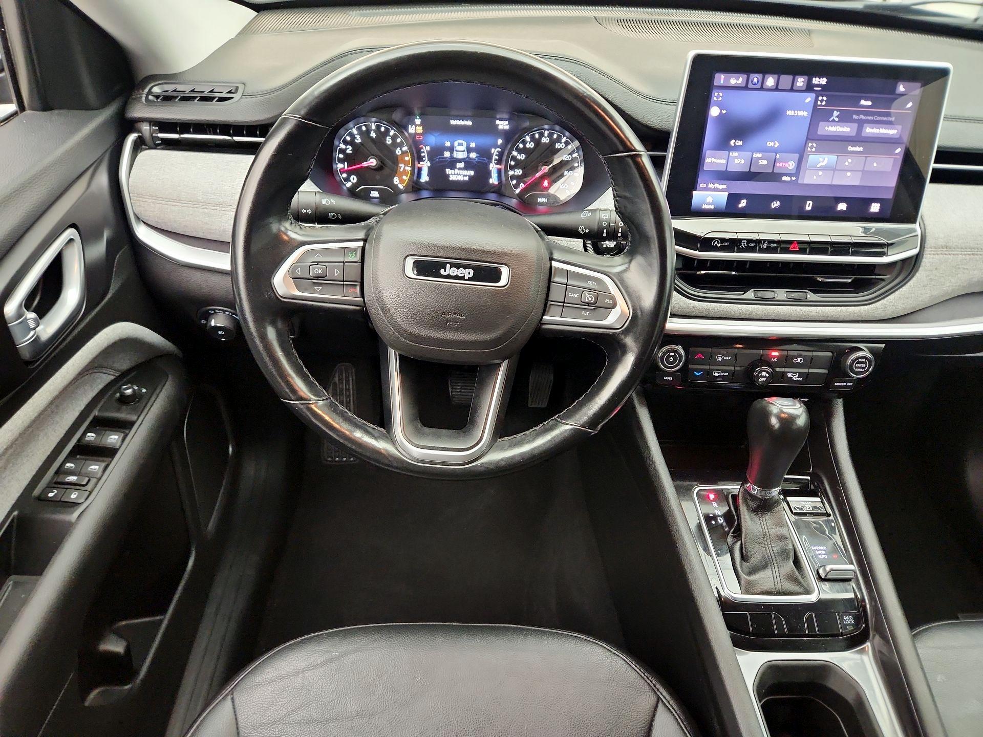 Thumbnail: 2022 Jeep Compass - 10