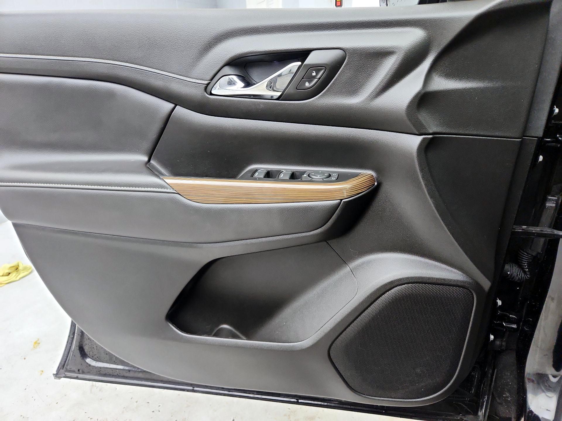 Thumbnail: 2023 GMC Acadia - 12